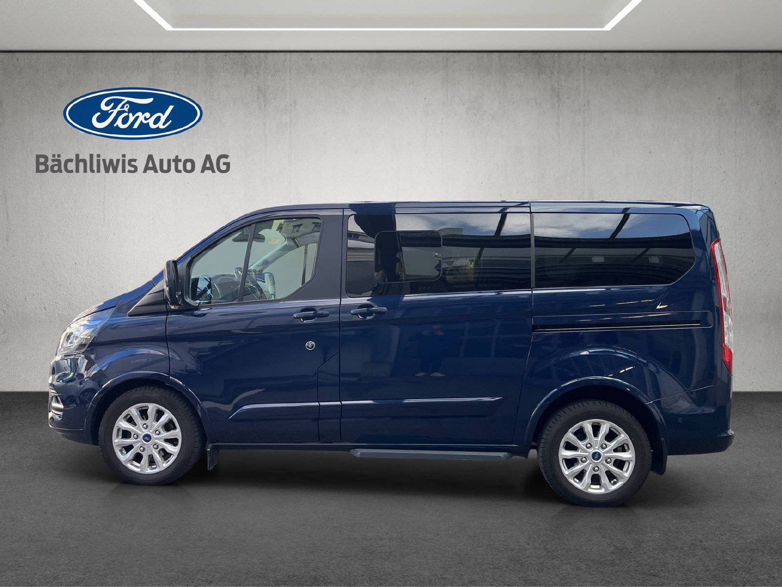 FORD Tourneo C Bus 320 L1 2.0 TDCi 130 Titanium, Diesel, Second hand / Used, Manual - 2