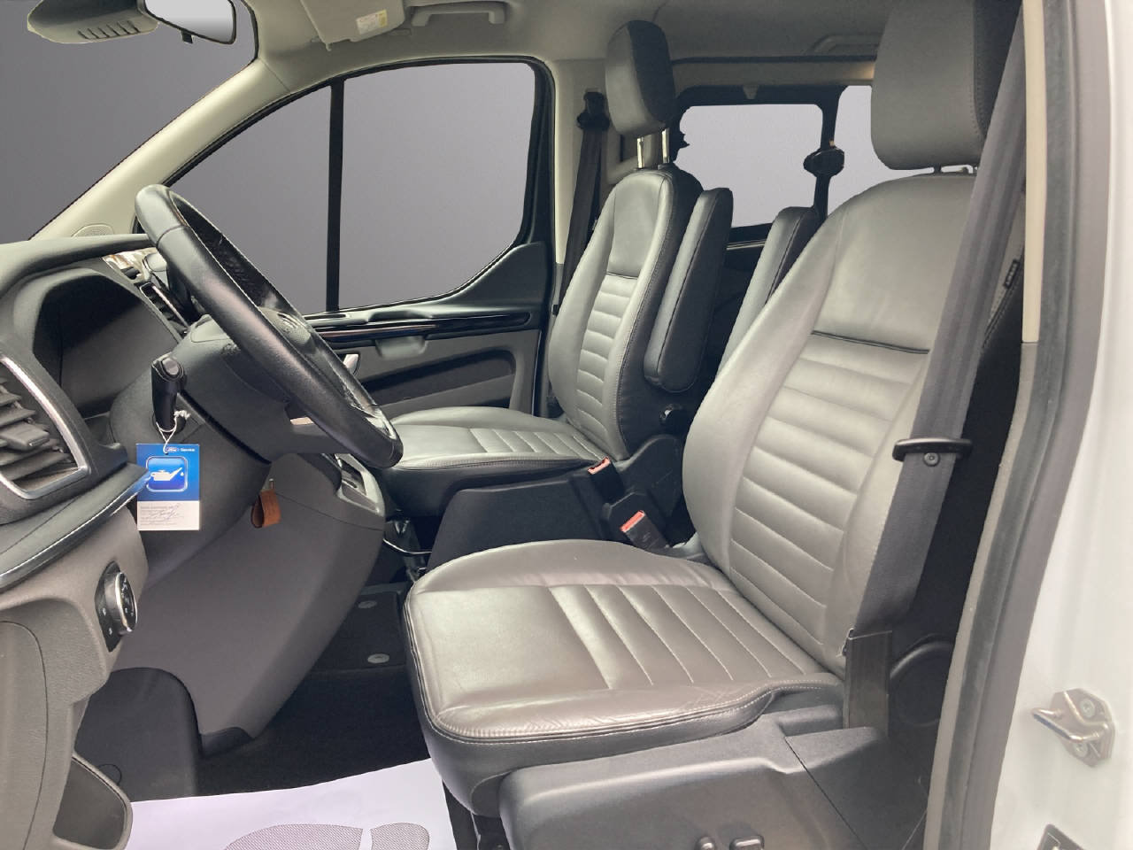 FORD Tourneo C Bus 310 L1 2.0 TDCi 170 Titanium, Diesel, Occasion / Utilisé, Automatique - 5