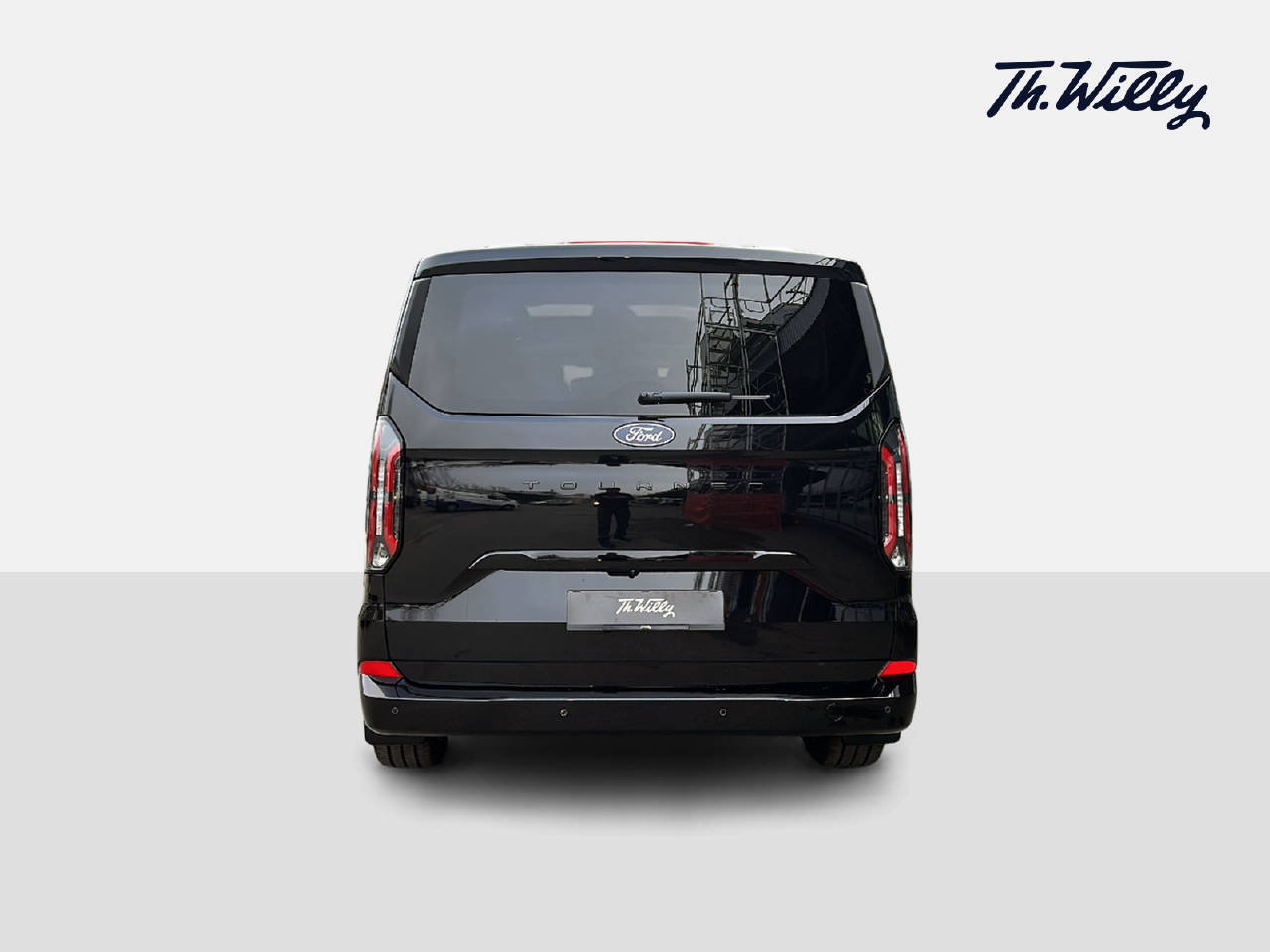 FORD Tourneo C Bus 320 L2 2.0 EcoBlue 170 Titanium X, Diesel, Ex-demonstrator, Automatic - 4