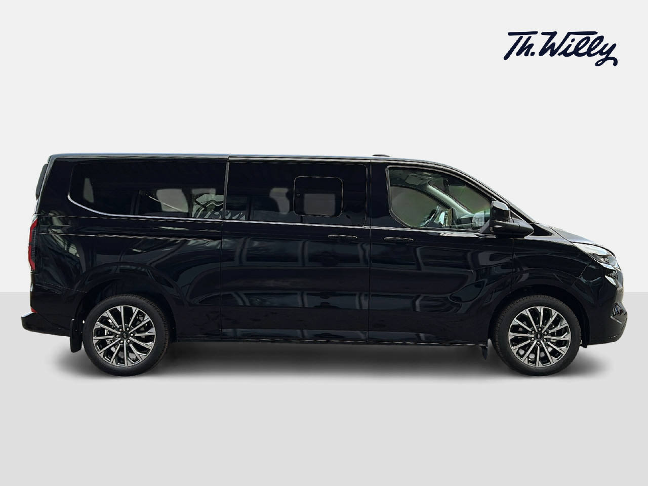 FORD Tourneo C Bus 320 L2 2.0 EcoBlue 170 Titanium X, Diesel, Ex-demonstrator, Automatic - 6