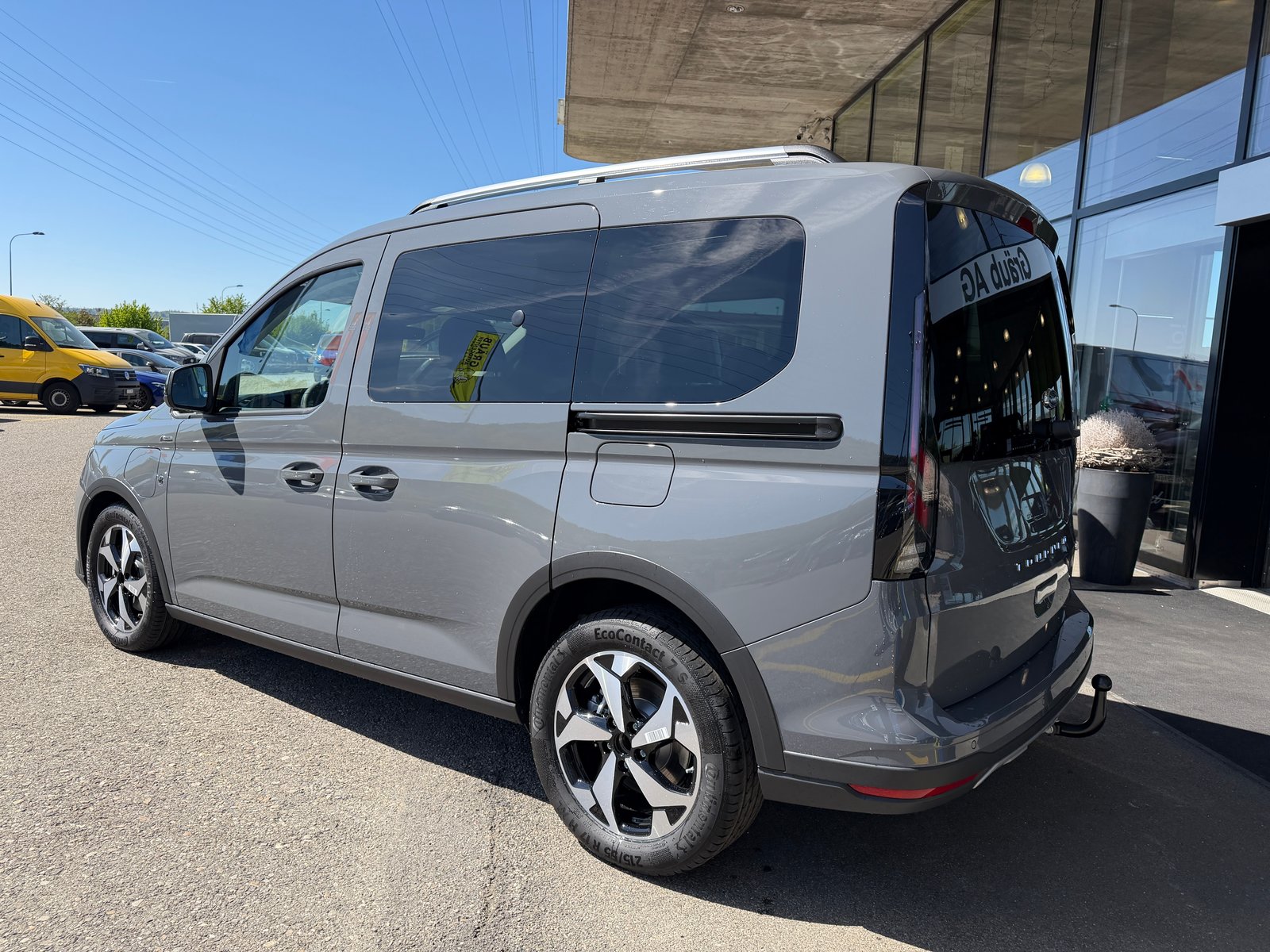 FORD Tourneo Connect 1.5 PHEV Active Automat, Plug-in-Hybrid Benzina/Elettrica, Auto nuove, Automatico - 4