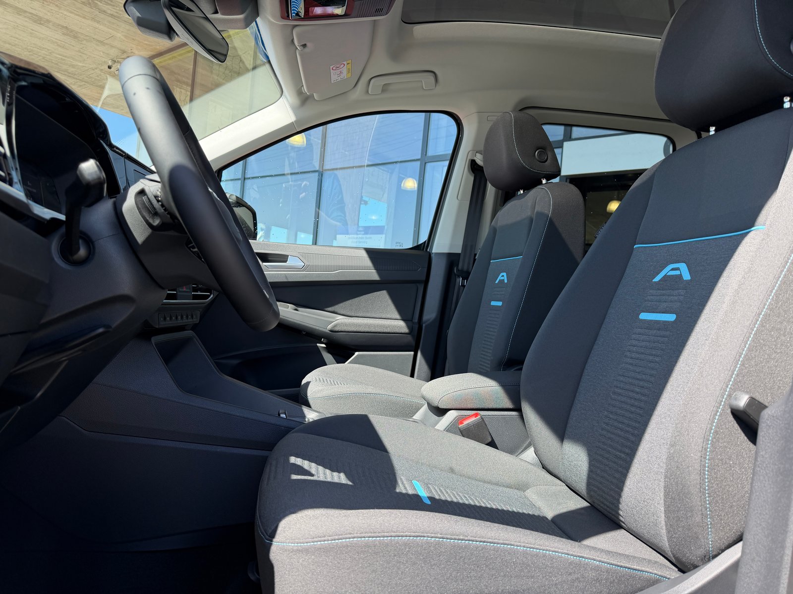 FORD Tourneo Connect 1.5 PHEV Active Automat, Plug-in-Hybrid Benzina/Elettrica, Auto nuove, Automatico - 7