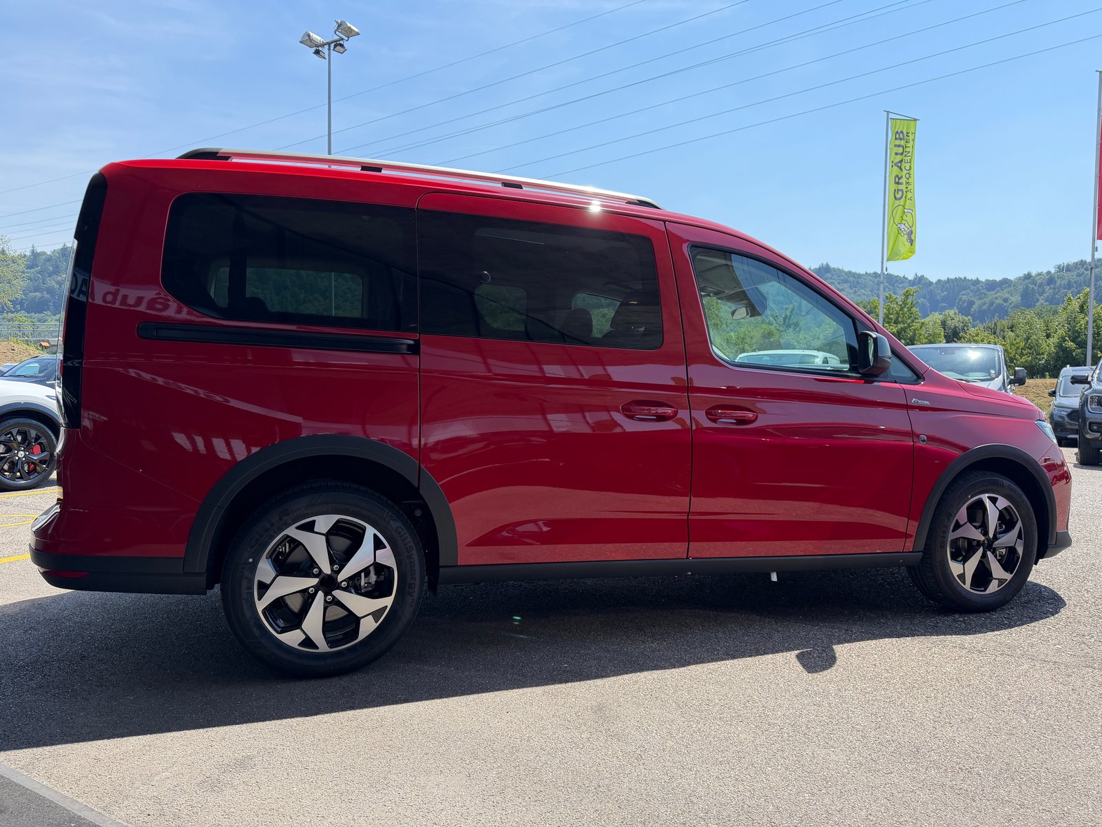 FORD Grand Tourneo Connect 1.5 PHEV Active Automat, Plug-in-Hybrid Petrol/Electric, New car, Automatic - 7