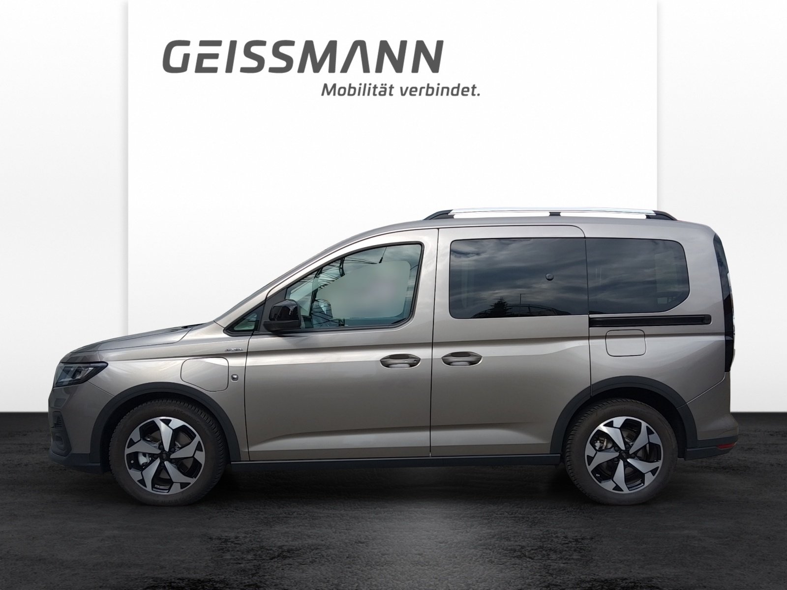 FORD Tourneo Connect 1.5 EcoBoost 150 Active PHEV, Plug-in-Hybrid Benzina/Elettrica, Occasioni / Usate, Automatico - 3