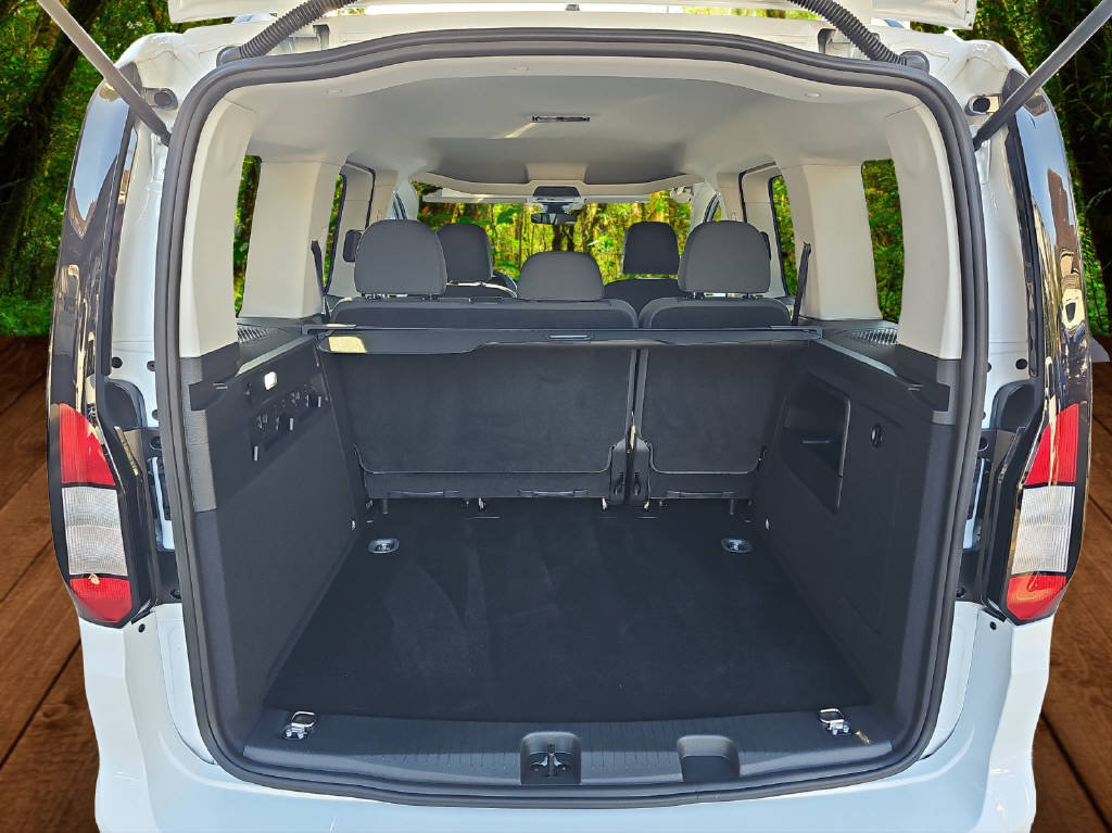 FORD Tourneo Connect 1.5 EcoBoost 114 Titanium, Essence, Voiture nouvelle, Automatique - 5