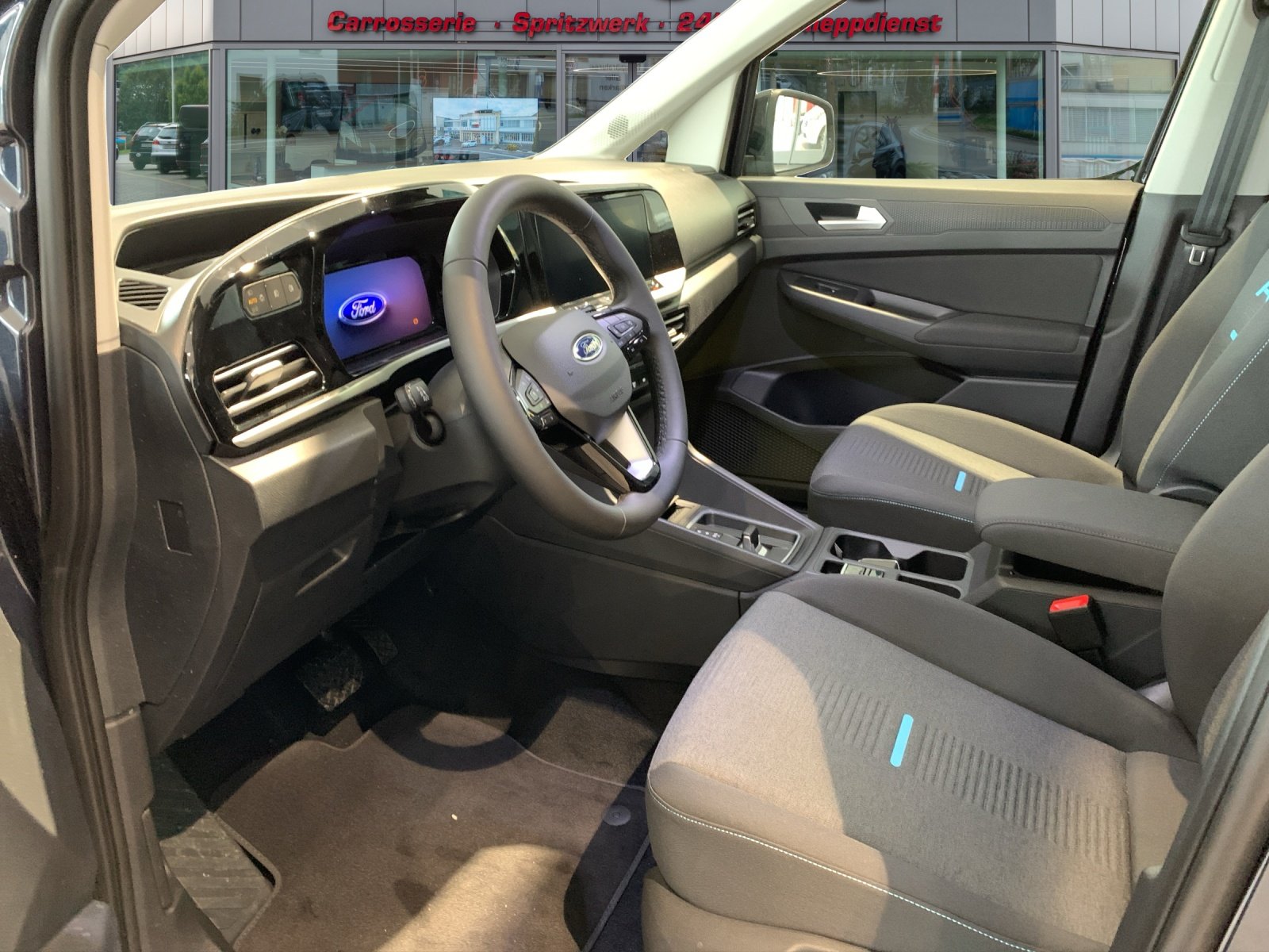 FORD Tourneo Connect 1.5 EcoBoost 150 Active PHEV, Plug-in-Hybrid Benzin/Elektro, Neuwagen, Automatik - 7