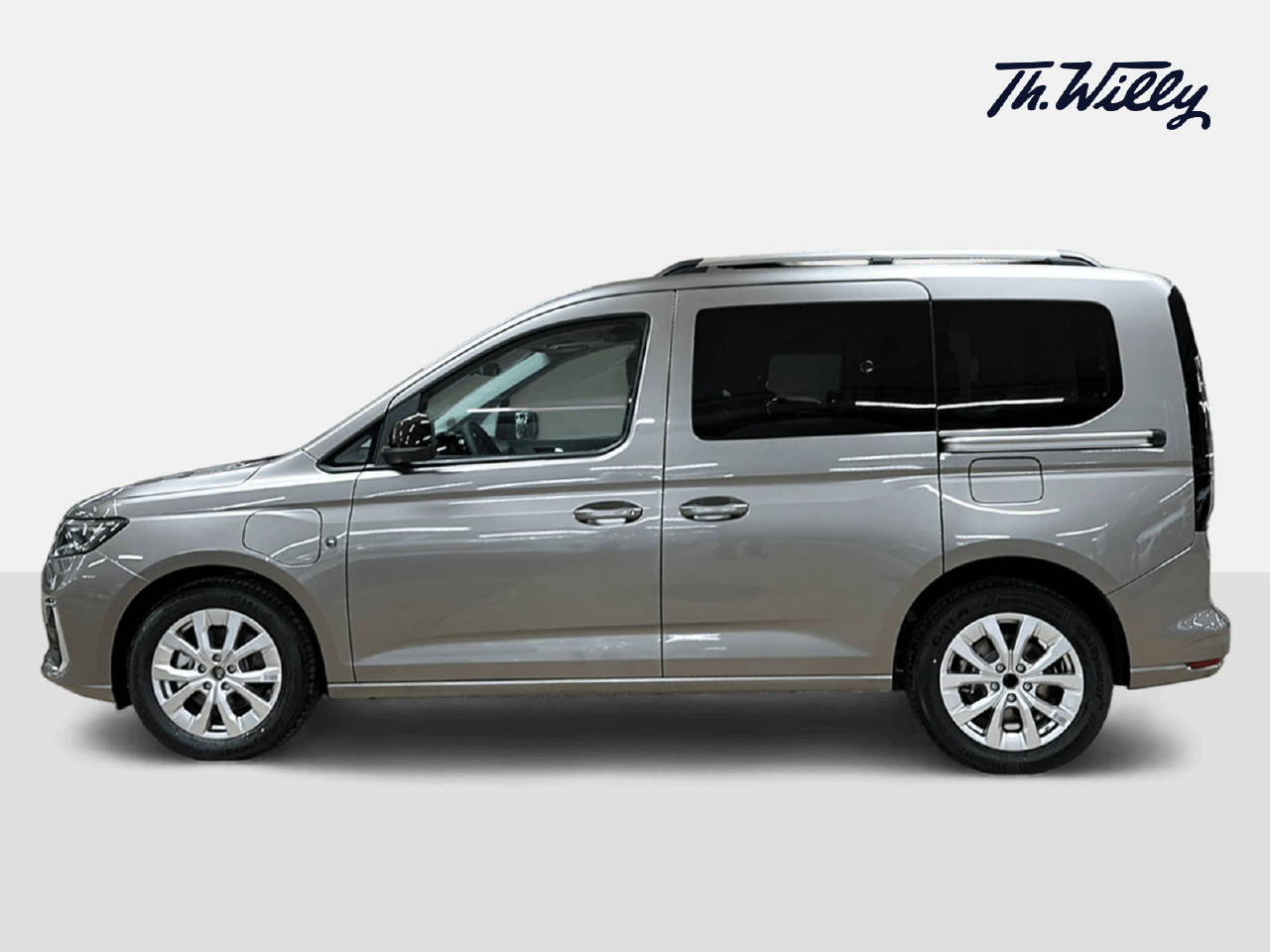 FORD Tourneo Connect 1.5 EcoBoost 150 Titanium PHEV, Plug-in-Hybrid Benzina/Elettrica, Auto nuove, Automatico - 2