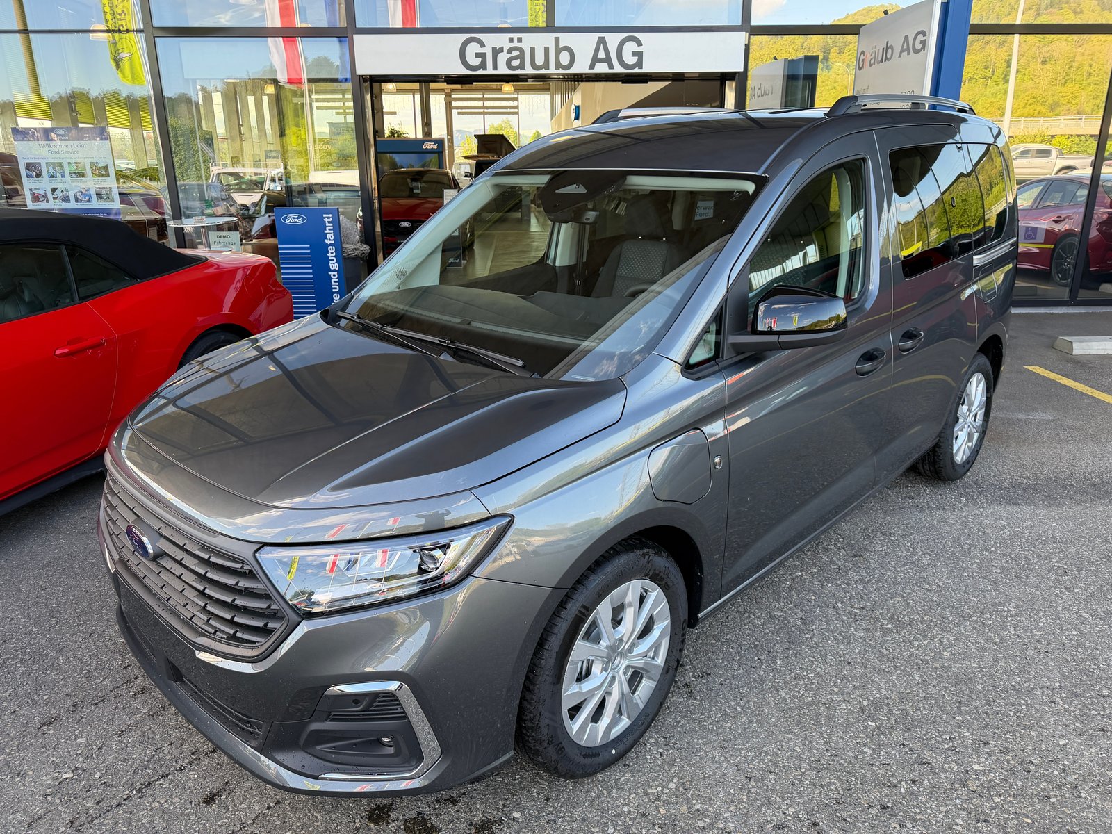 FORD Tourneo Connect 1.5 PHEV Titanium Automat, Plug-in-Hybrid Benzin/Elektro, Neuwagen, Automatik - 3