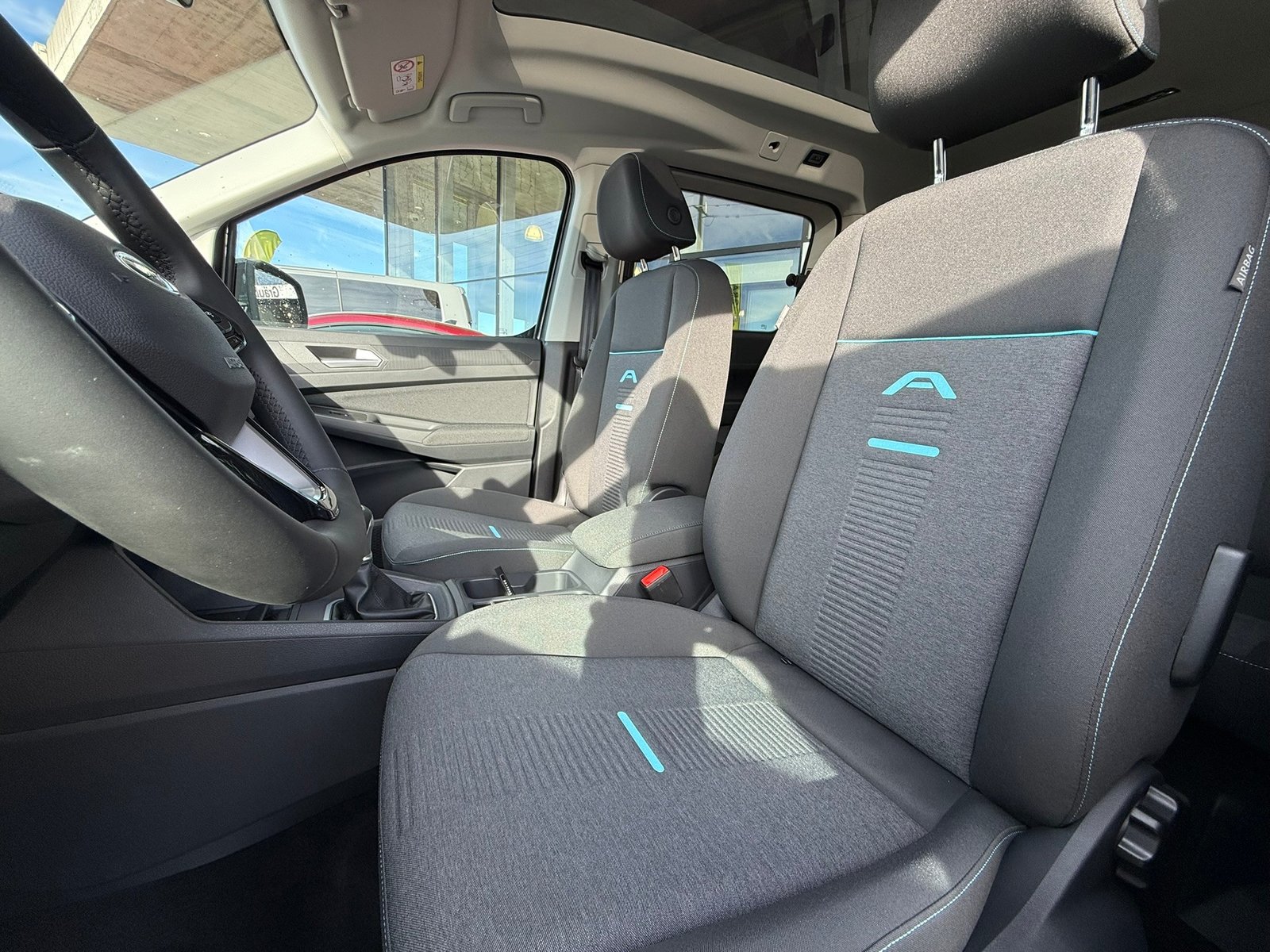 FORD Grand Tourneo Connect 2.0 EcoBlue AWD Active, Diesel, Voiture nouvelle, Manuelle - 7