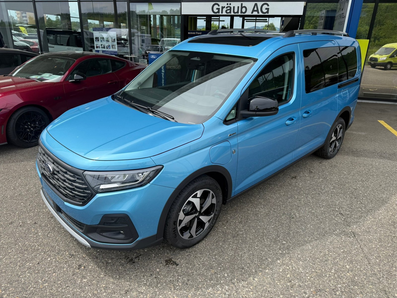 FORD Grand Tourneo Connect 1.5 PHEV Active Automat, Hybride Rechargeable Essence/Électricité, Voiture nouvelle, Automatique - 3