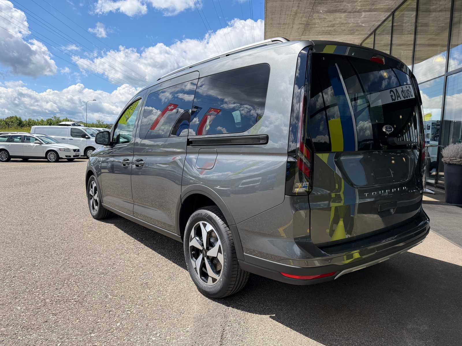 FORD Grand Tourneo Connect 1.5 PHEV Active Automat, Hybride Rechargeable Essence/Électricité, Voiture nouvelle, Automatique - 5