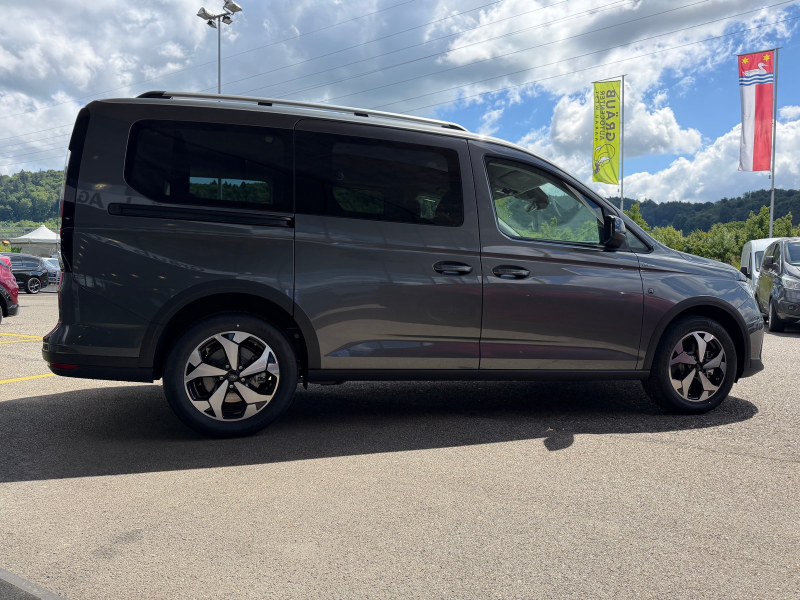 FORD Grand Tourneo Connect 1.5 PHEV Active Automat, Hybride Rechargeable Essence/Électricité, Voiture nouvelle, Automatique - 6