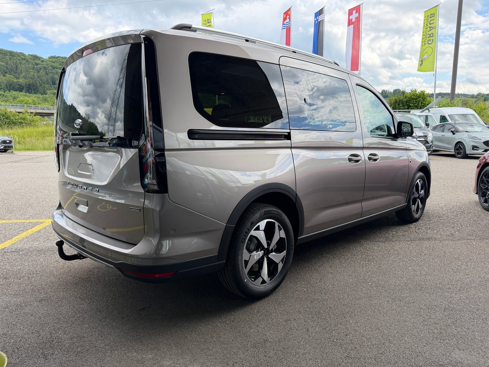 FORD Grand Tourneo Connect 1.5 PHEV Active Automat, Plug-in-Hybrid Benzin/Elektro, Neuwagen, Automatik - 6