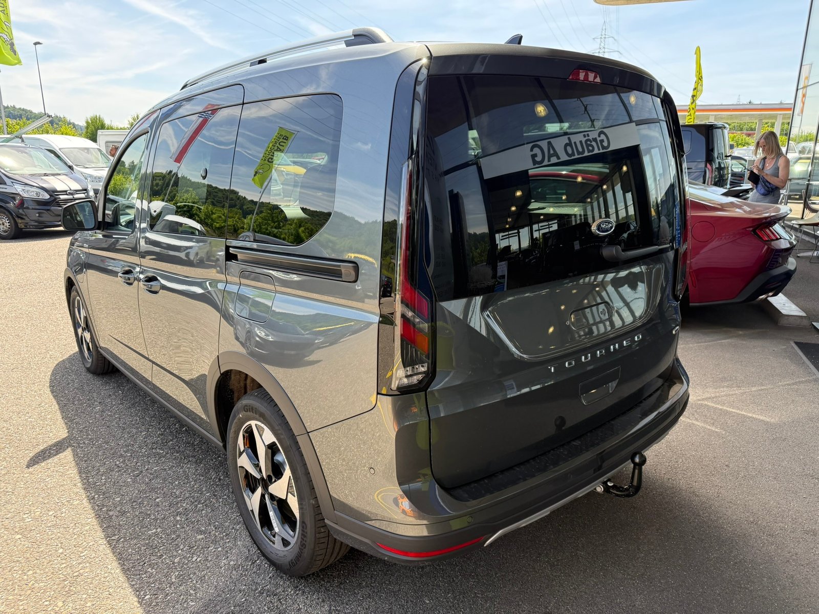 FORD Tourneo Connect 1.5 PHEV Active Automat, Plug-in-Hybrid Benzina/Elettrica, Auto nuove, Automatico - 5