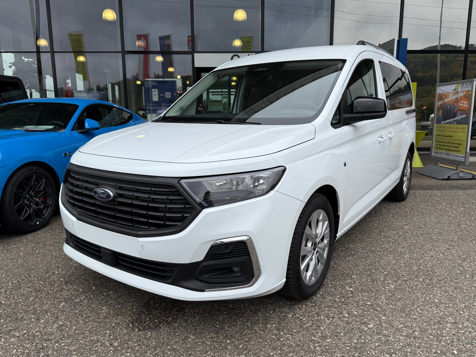 FORD Grand Tourneo Connect 2.0 EcoBlue Tit Rollstuhlumbau He