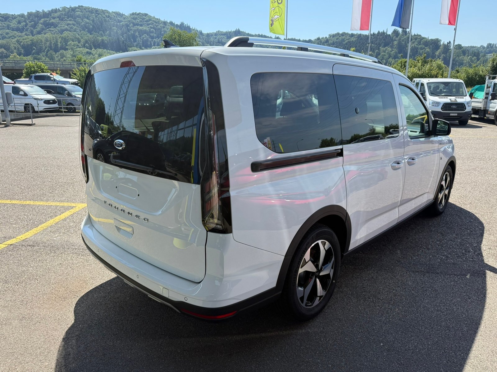 FORD Grand Tourneo Connect 2.0 EcoBlue Active Automat, Diesel, Auto nuove, Automatico - 6