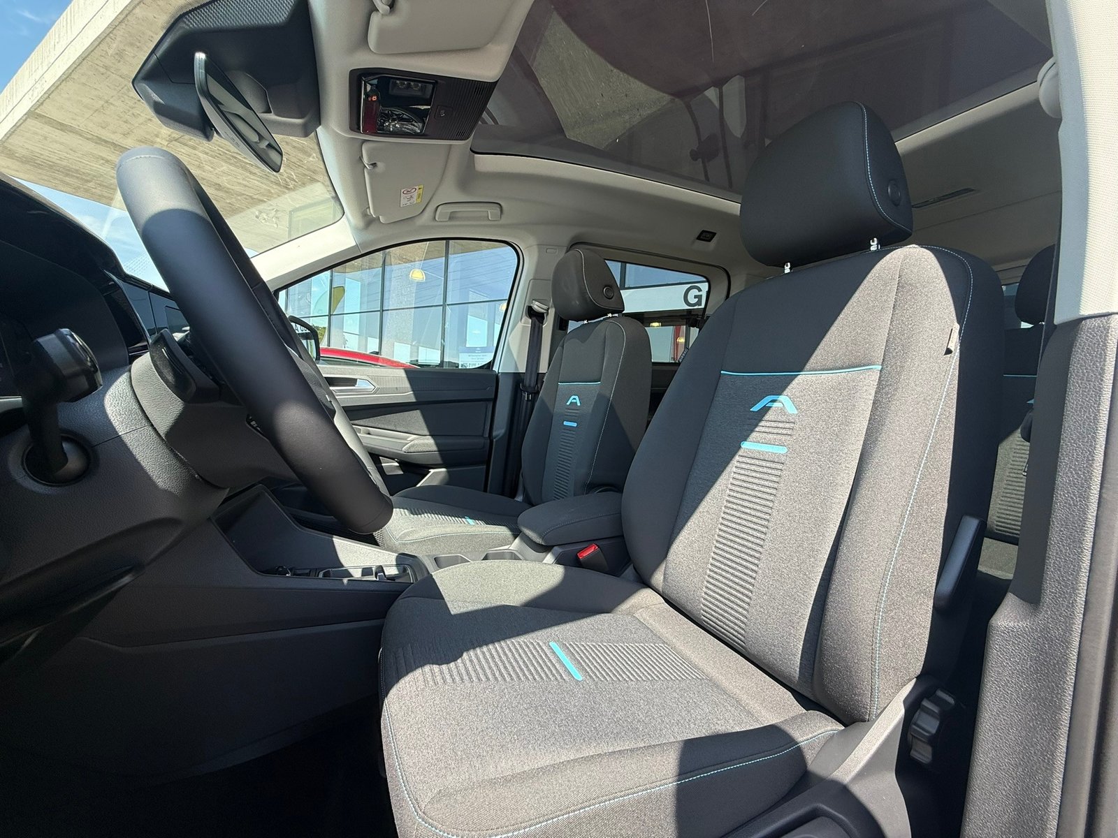 FORD Grand Tourneo Connect 2.0 EcoBlue Active Automat, Diesel, Auto nuove, Automatico - 7