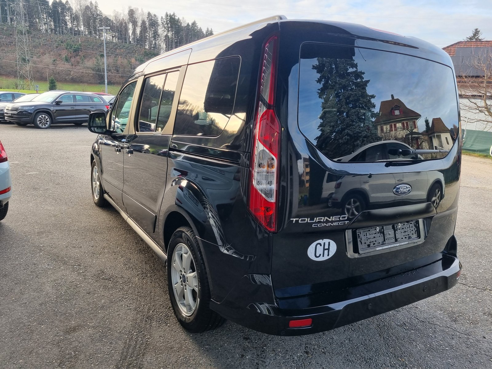 FORD Grand Tourneo Connect 1.5 TDCi Titanium, Diesel, Second hand / Used, Manual - 6