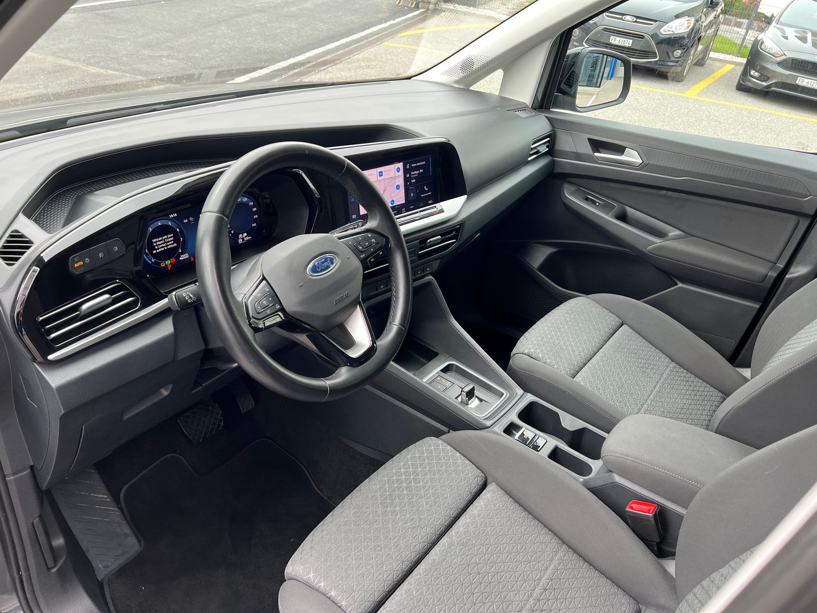 FORD Grand Tourneo Connect 1.5 EcoBoost Titanium Automat, Benzin, Occasion / Gebraucht, Automat - 5