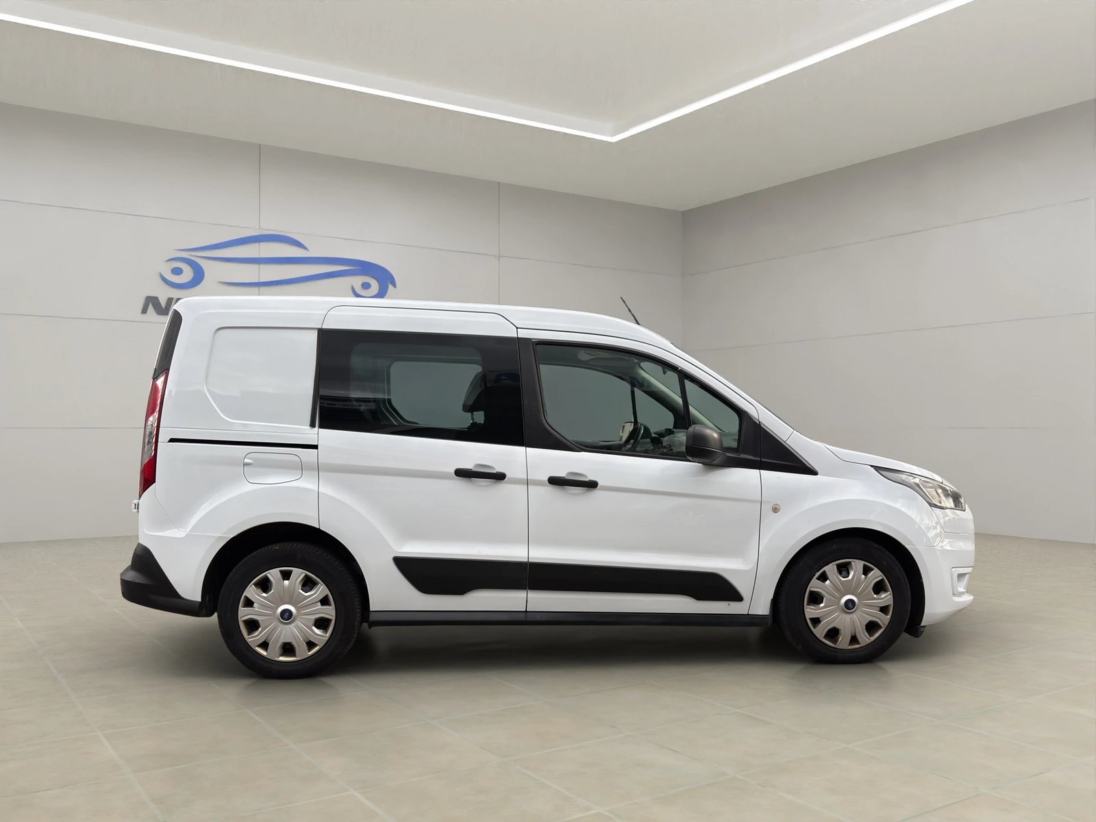 FORD Tourneo Connect 1.5 EcoBlue Trend, Diesel, Second hand / Used, Manual - 4