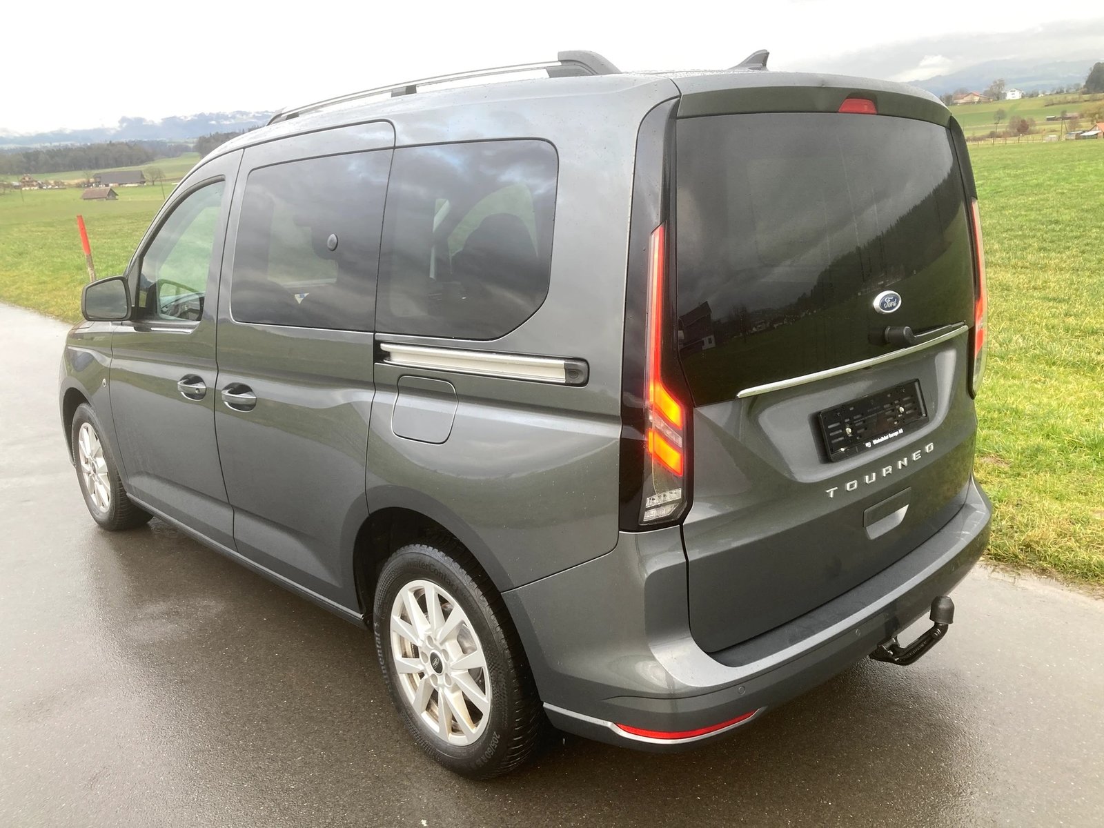 FORD Tourneo Connect 2.0 EcoBlue Titanium Automat, Diesel, Occasion / Gebraucht, Automatik - 4