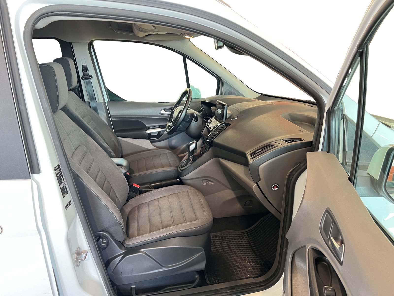 FORD Grand Tourneo Connect 1.5 EcoBlue Titanium Automat, Diesel, Occasioni / Usate, Automatico - 7