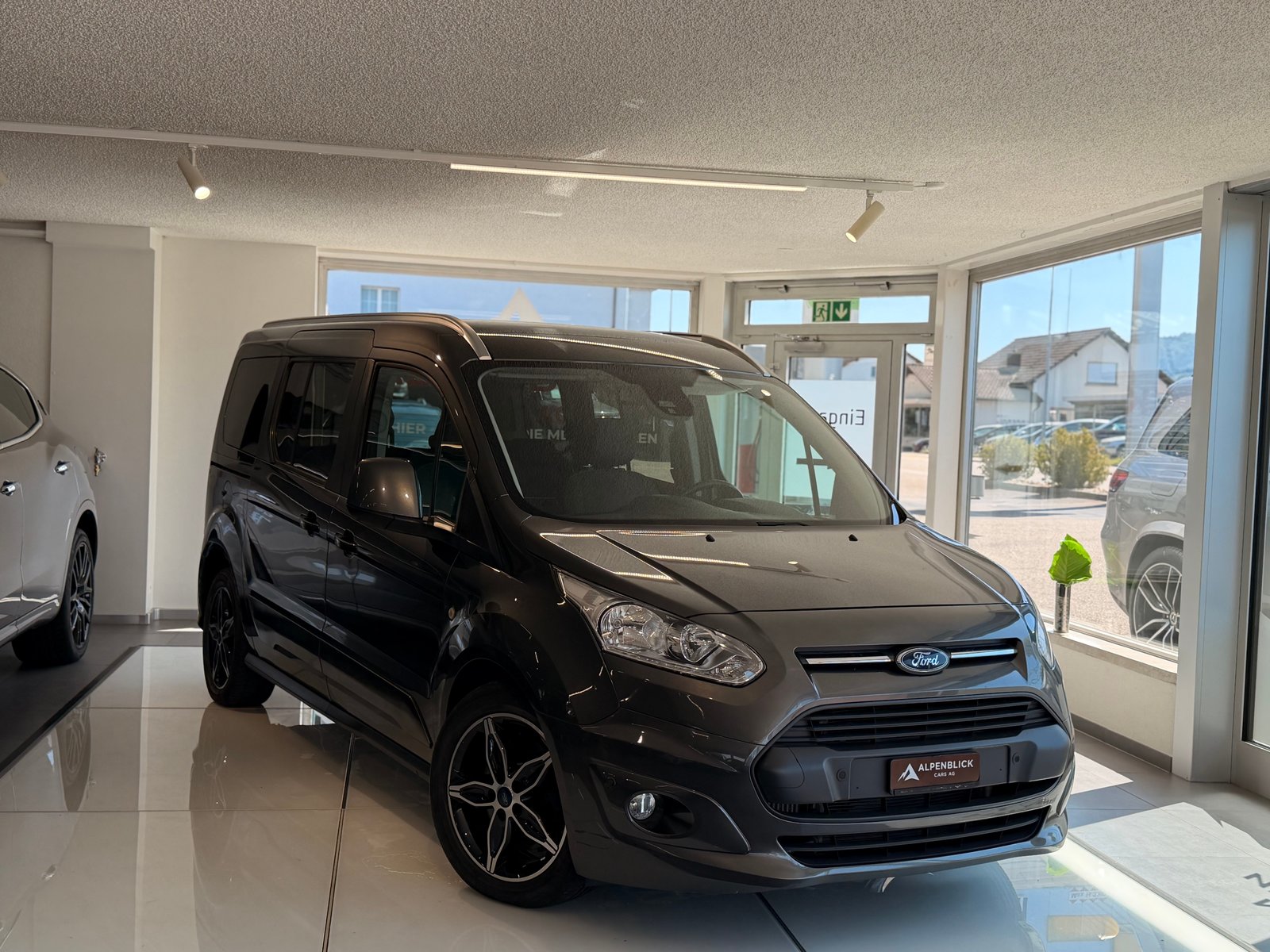 FORD Grand Tourneo Connect 1.5 TDCi Titanium