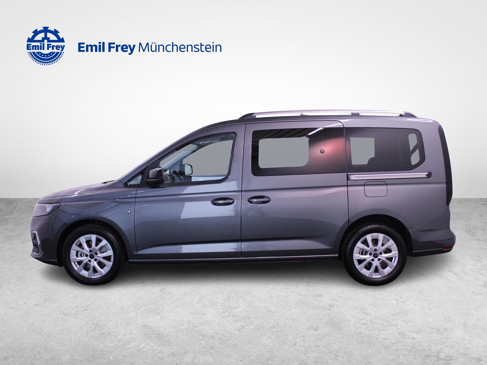 FORD Tourneo Grand Connect 2.0 EcoBlue 122 Titanium als 7-Plätze, Diesel, Second hand / Used, Automatic - 2