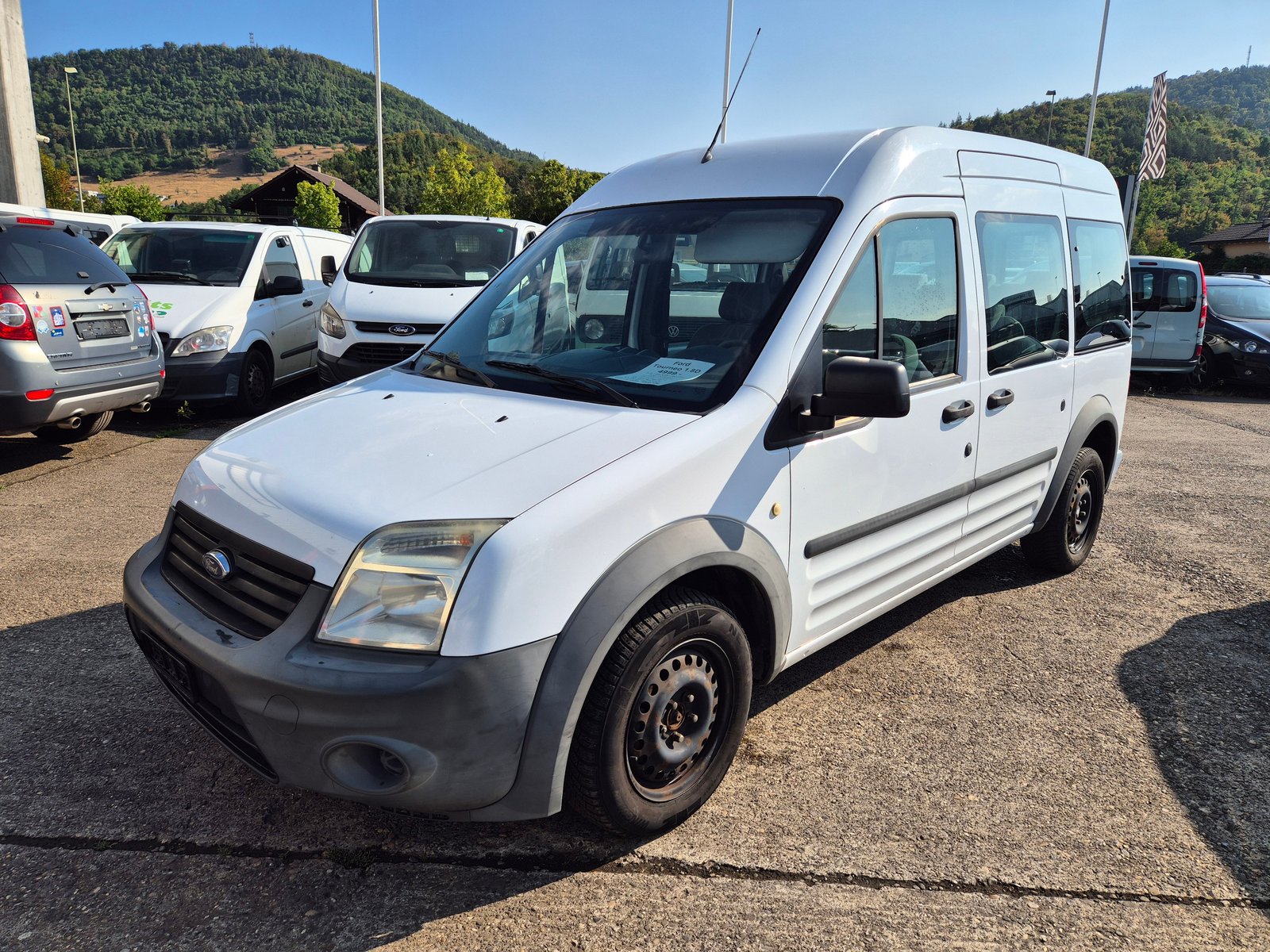 FORD TOURNEO CONNECT, Diesel, Occasion / Gebraucht, Handschaltung - 2