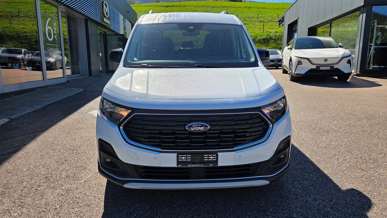 FORD Tourneo Connect 2.0 EcoBlue Active, Diesel, Occasion / Utilisé, Manuelle - 3