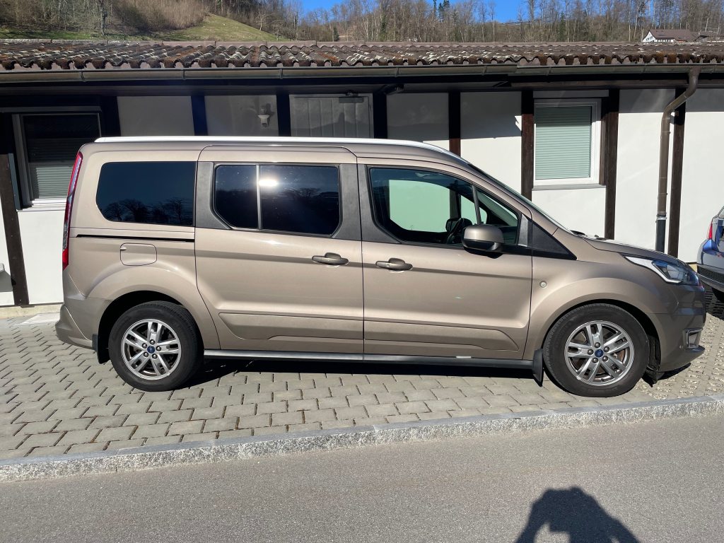 FORD TOURNEO CONNECT Grand CONNECT 1.5 EcoBlue 120 Titanium, Diesel, Occasion / Utilisé, Automatique - 4