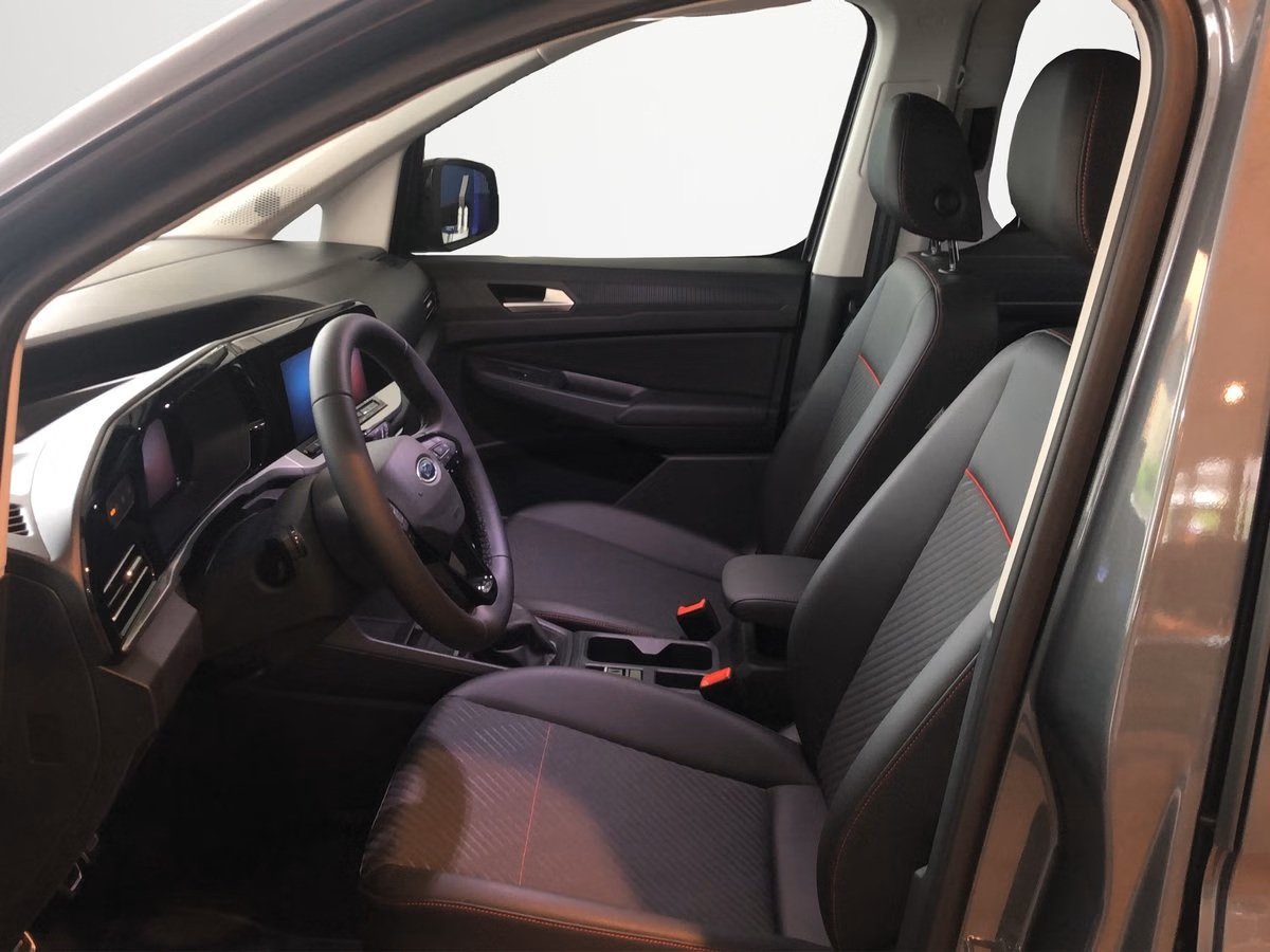 FORD Tourneo Connect 1.5 EcoBoost 114 Sport, Benzina, Auto dimostrativa, Manuale - 3