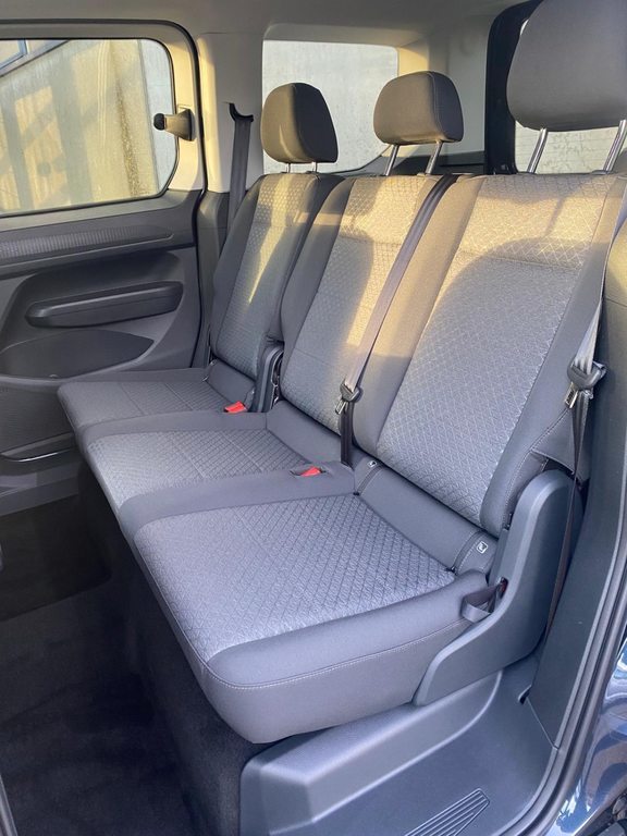 FORD Tourneo Connect 1.5 EcoBoost 114 Titanium, Petrol, Ex-demonstrator, Automatic - 6