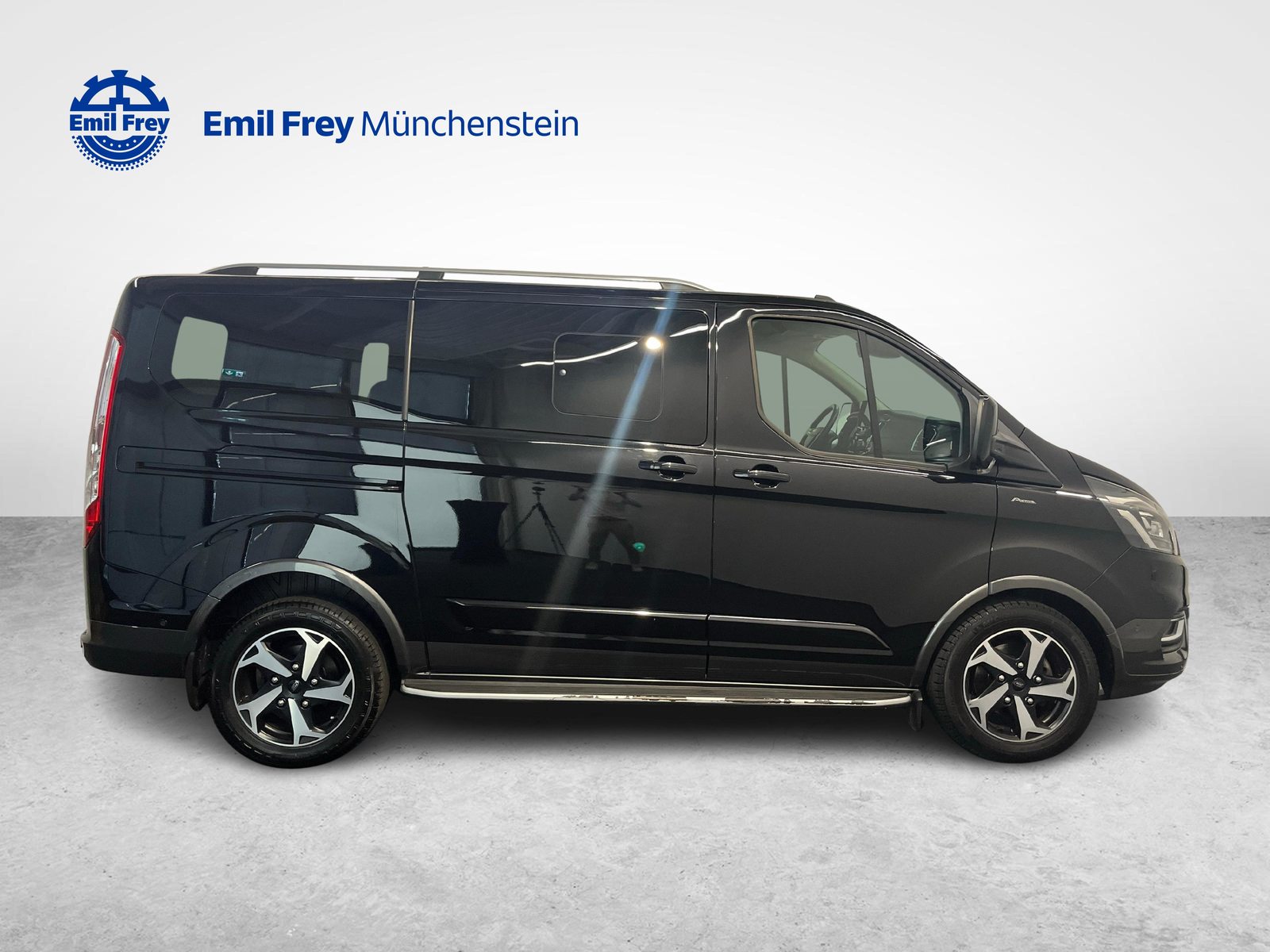 FORD Tourneo C Bus 320 L1 2.0 TDCi 185 Active, Diesel, Occasioni / Usate, Automatico - 3