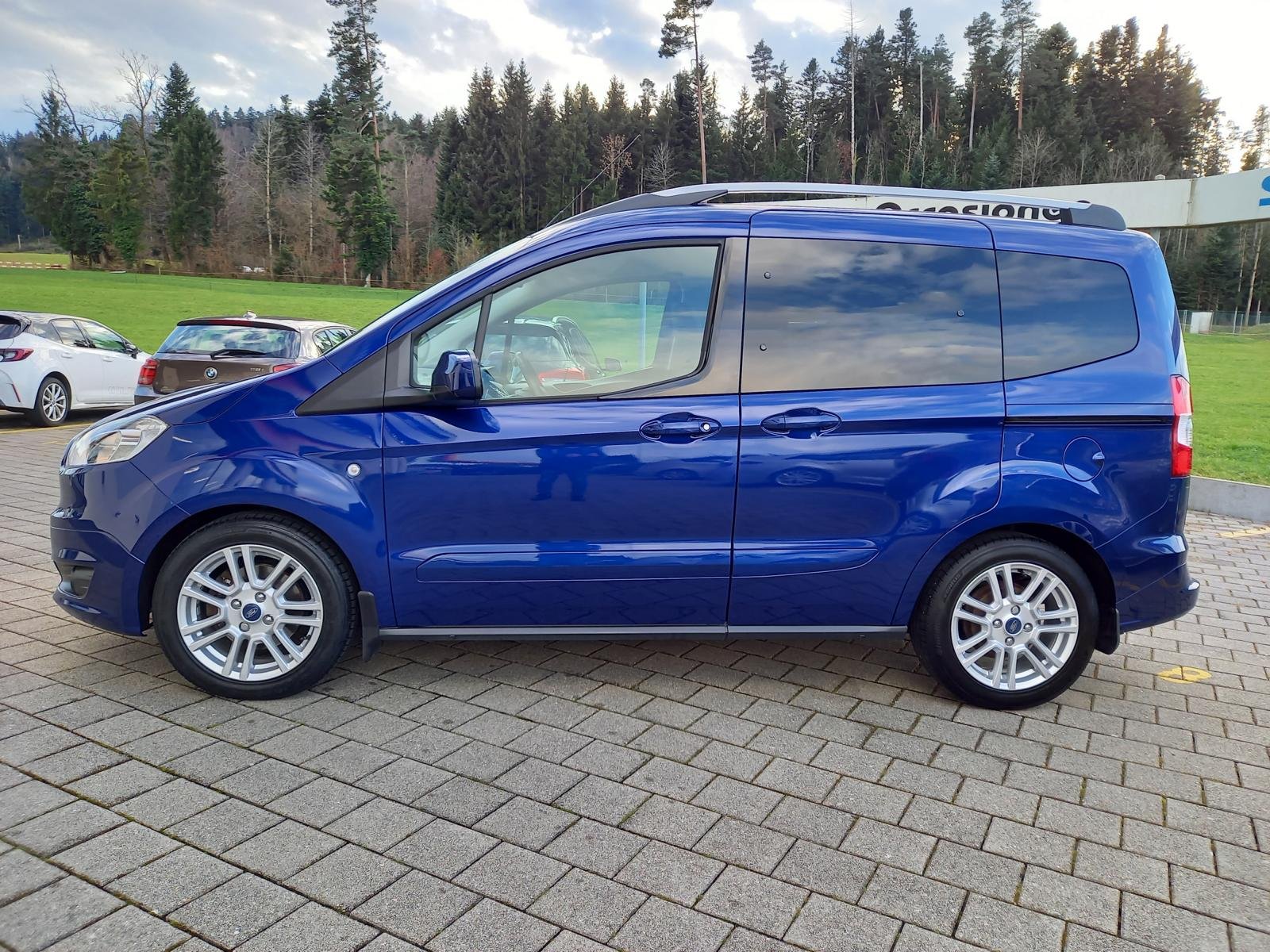 FORD Tourneo Courier 1.0 EcoB 100 Titanium, Benzina, Occasioni / Usate, Manuale - 3