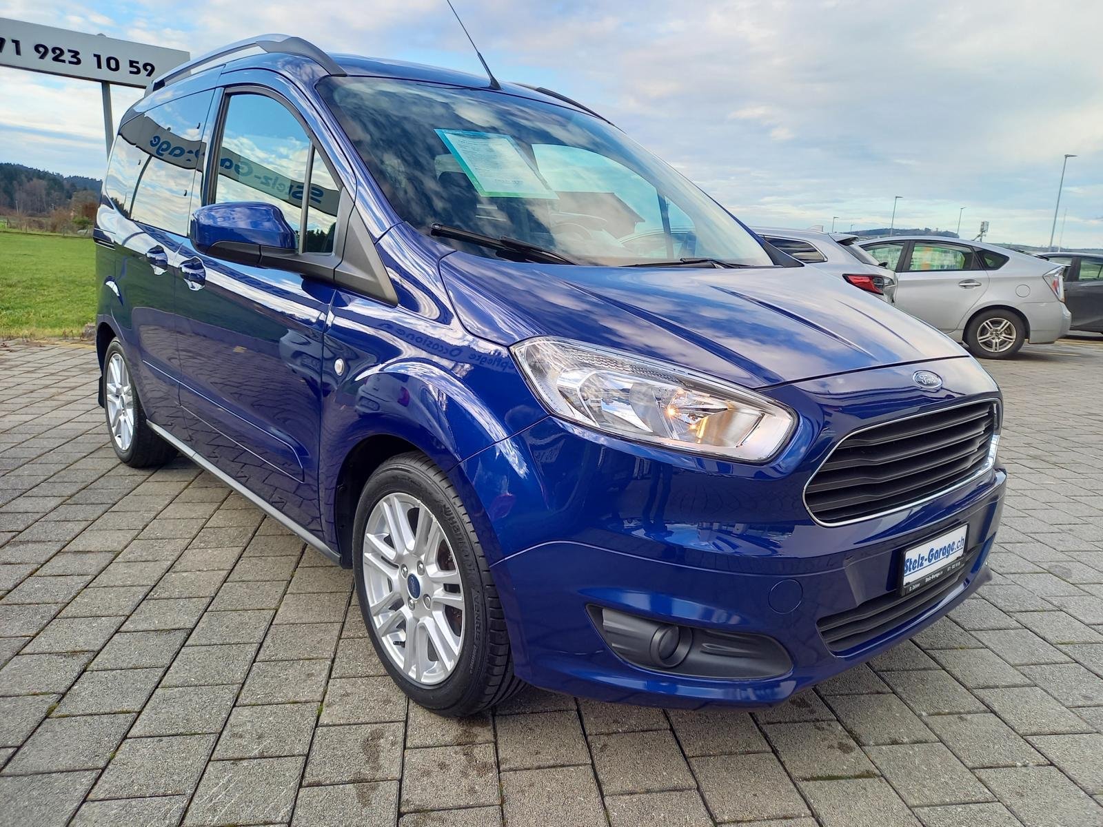 FORD Tourneo Courier 1.0 EcoB 100 Titanium, Benzina, Occasioni / Usate, Manuale - 4