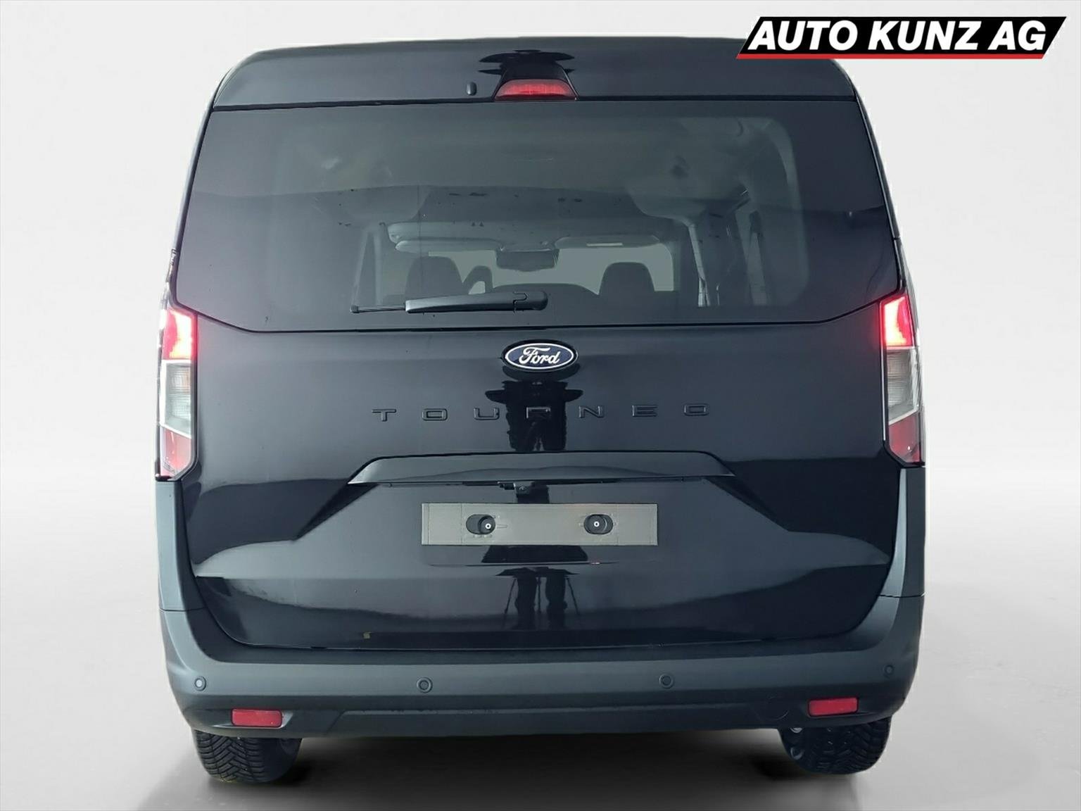 FORD Tourneo Courier 1.0 EcoBoost Titanium Automat, Benzina, Occasioni / Usate, Automatico - 4