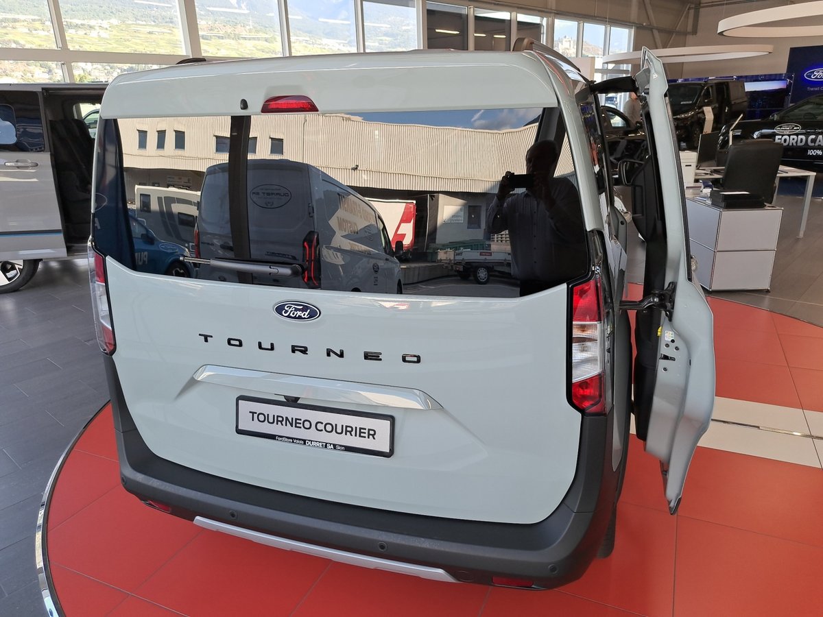 FORD Tourneo Courier 1.0 EcoBoost Active, Essence, Voiture nouvelle, Automatique - 4