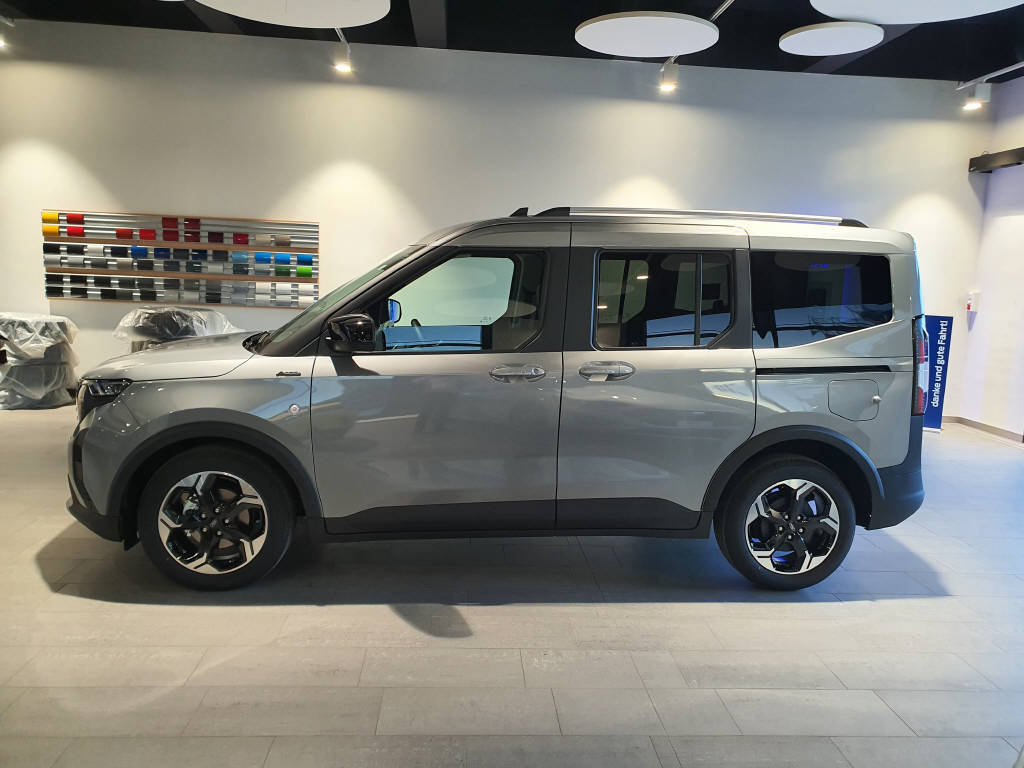 FORD Tourneo Courier 1.0 EcoBoost Active, Benzin, Neuwagen, Automat - 7