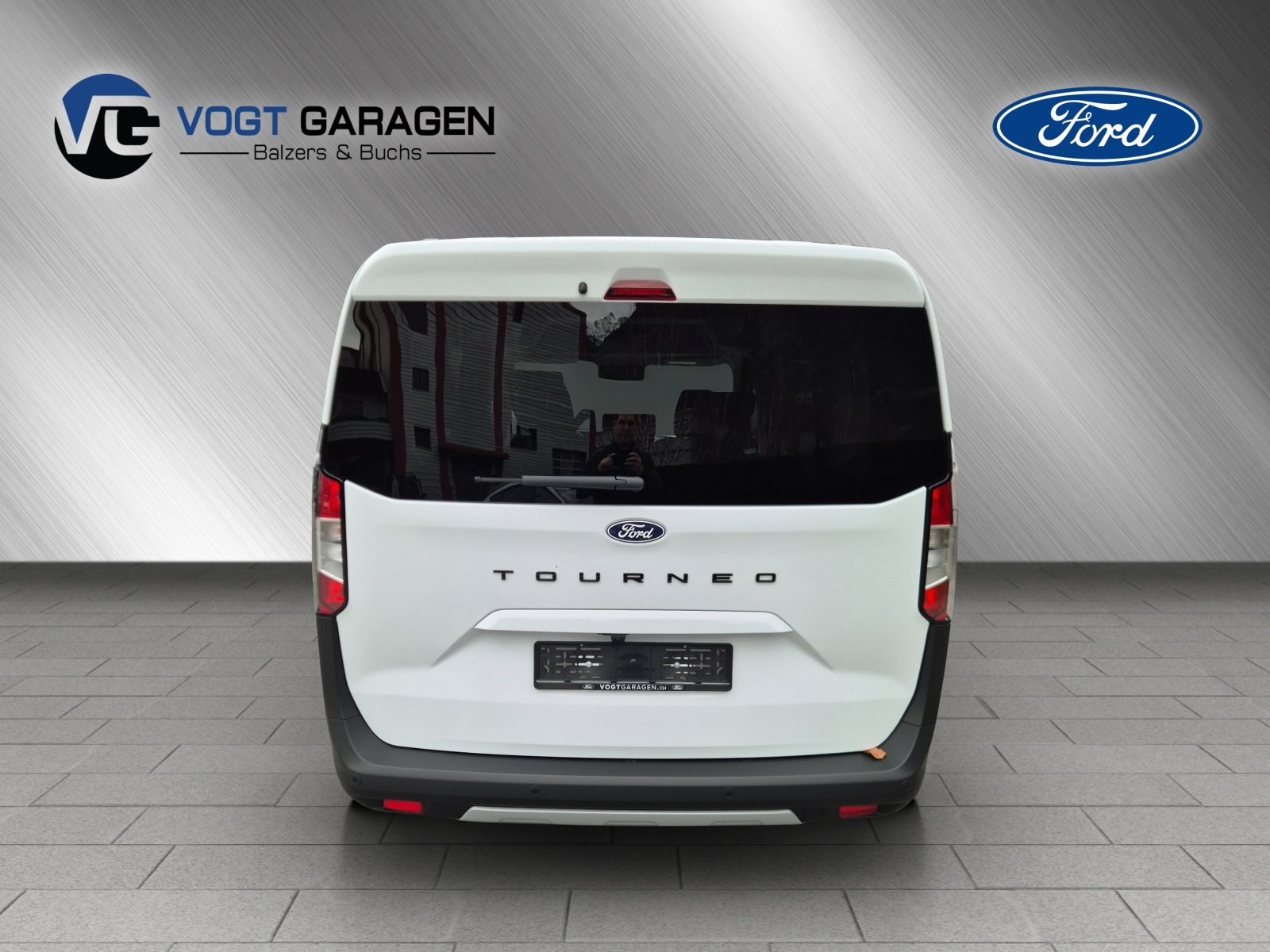 FORD Tourneo Courier 1.0 EcoBoost Automat, Benzina, Auto nuove, Automatico - 5