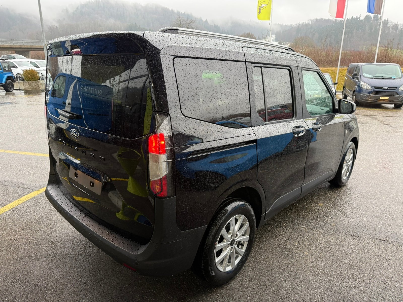 FORD Tourneo Courier 1.0 EcoBoost Titanium Automat, Benzin, Neuwagen, Automatik - 7