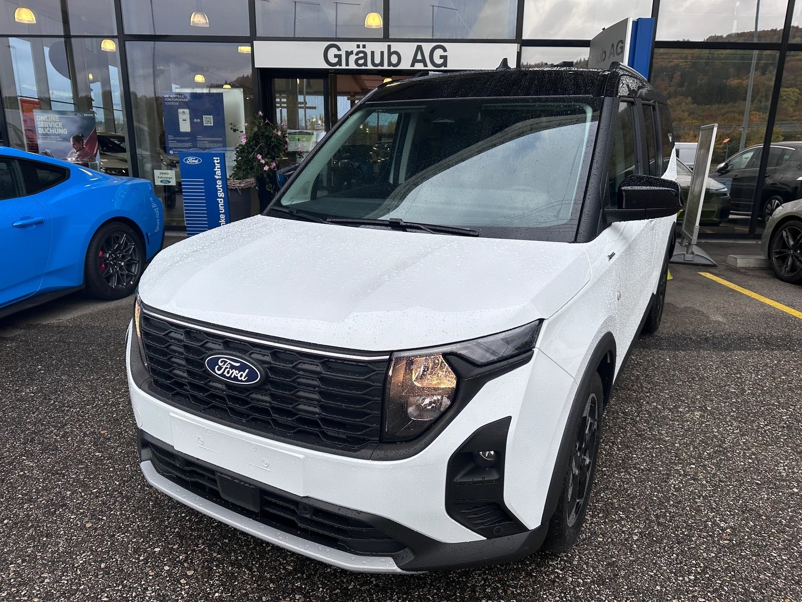 FORD Tourneo Courier 1.0 EcoBoost Active Automat