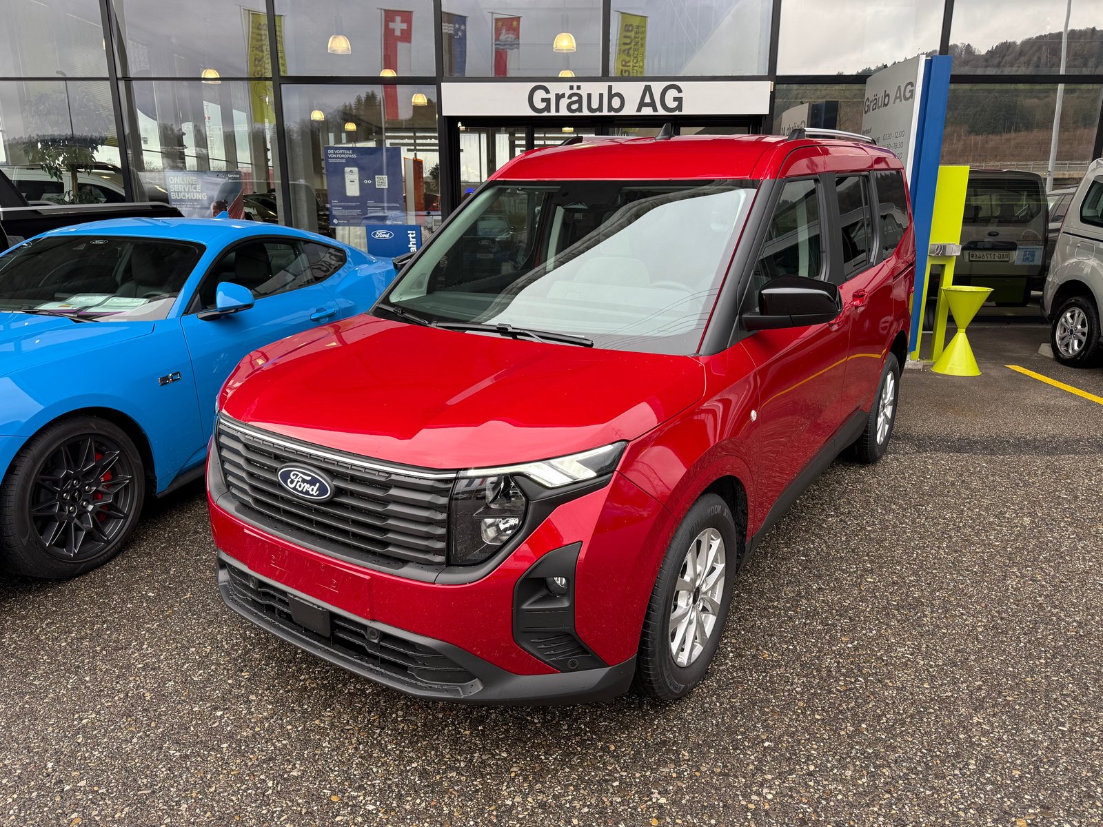 FORD Tourneo Courier 1.0 EcoBoost Titanium Automat, Benzina, Auto nuove, Automatico - 2
