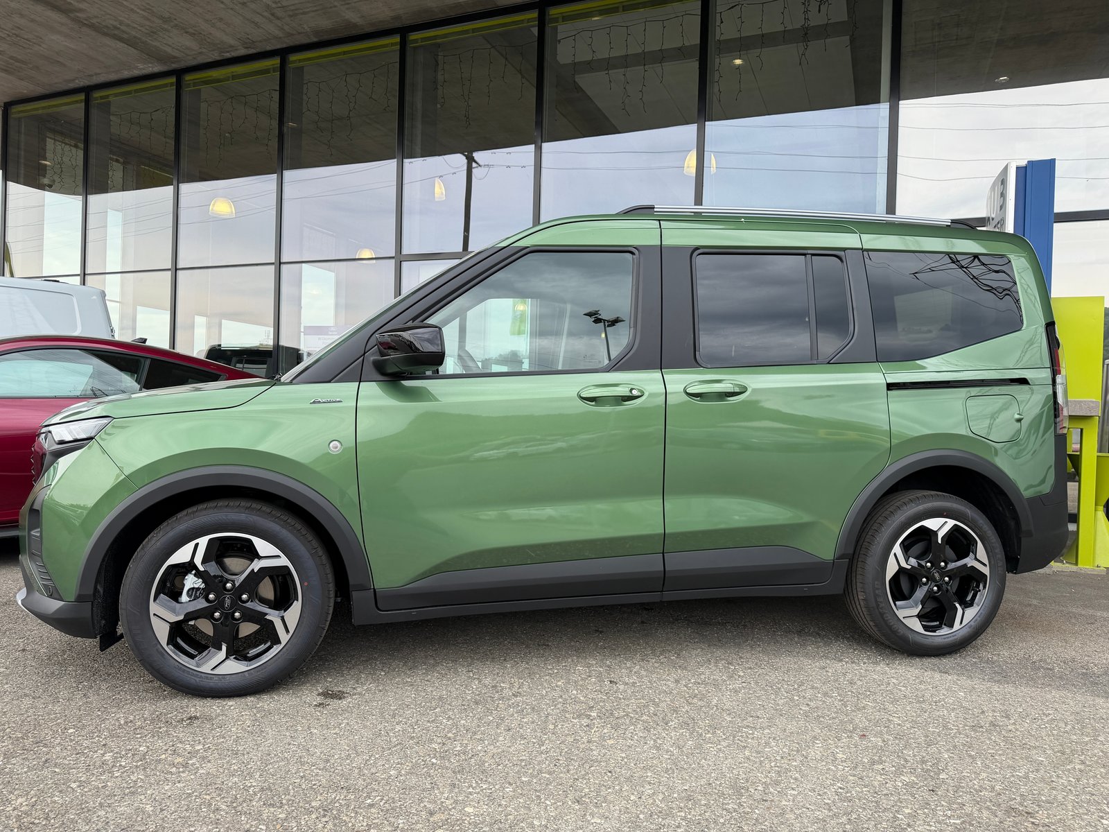FORD Tourneo Courier 1.0 EcoBoost Active Automat, Benzina, Auto nuove, Automatico - 5