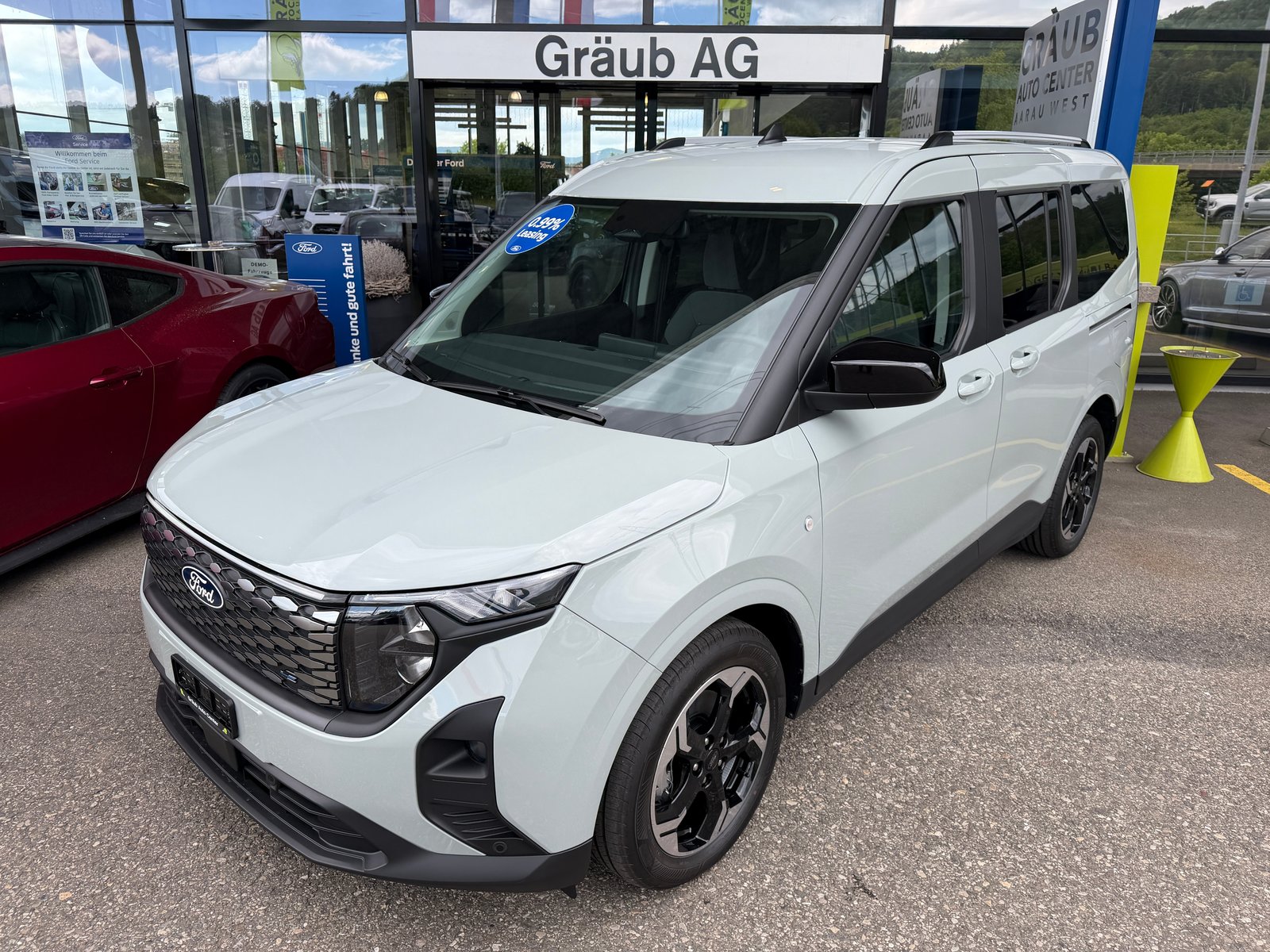 FORD Tourneo Courier Elektro 54kWh Titanium, Electric, New car, Automatic - 3