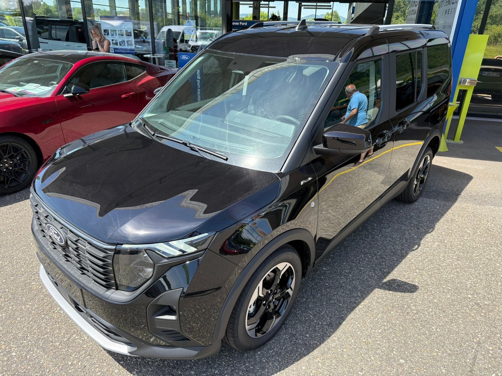 FORD Tourneo Courier 1.0 EcoBoost Active Automat, Benzina, Auto nuove, Automatico - 4