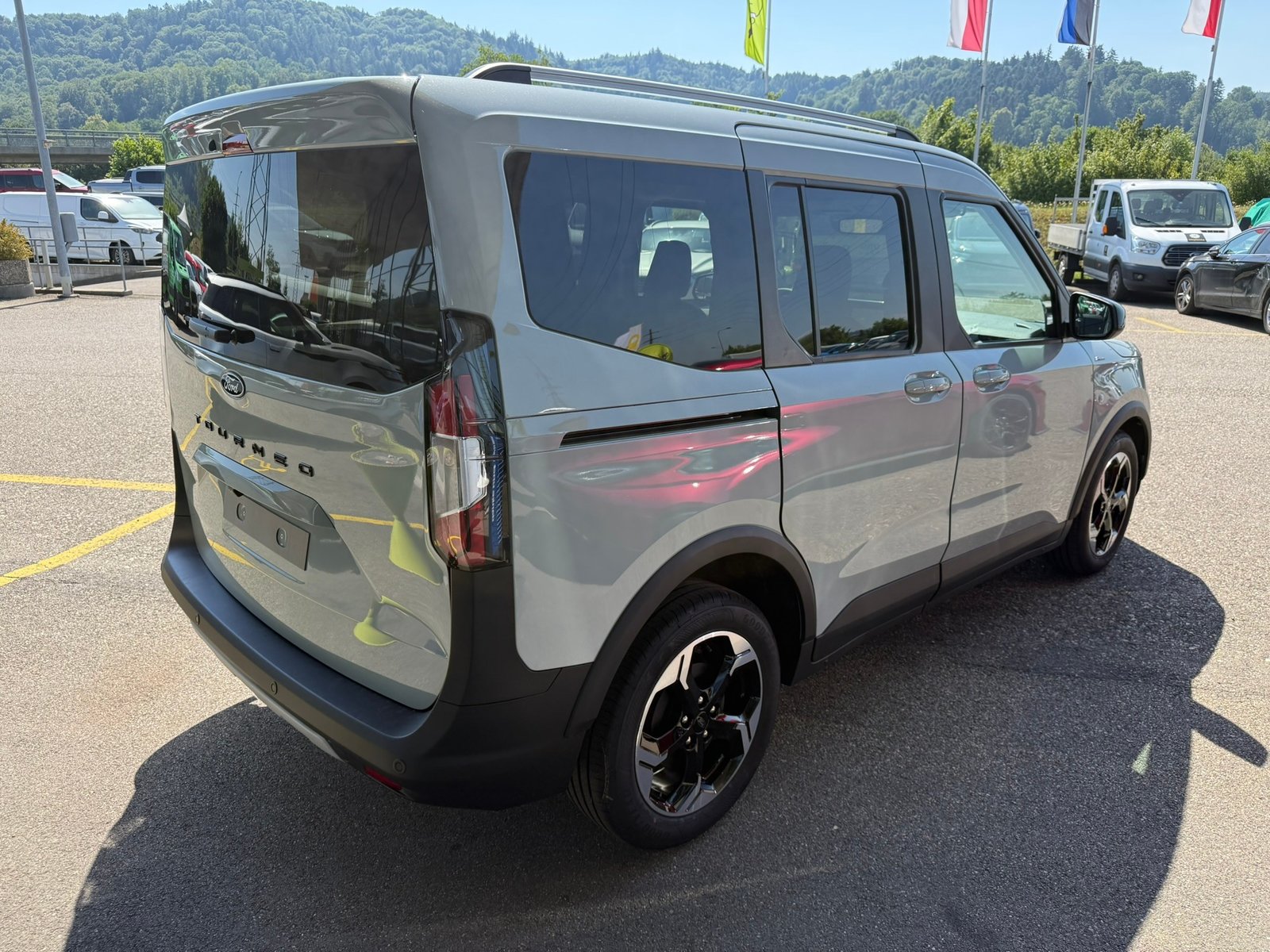 FORD Tourneo Courier 1.0 EcoBoost Active Automat, Benzin, Neuwagen, Automatik - 6