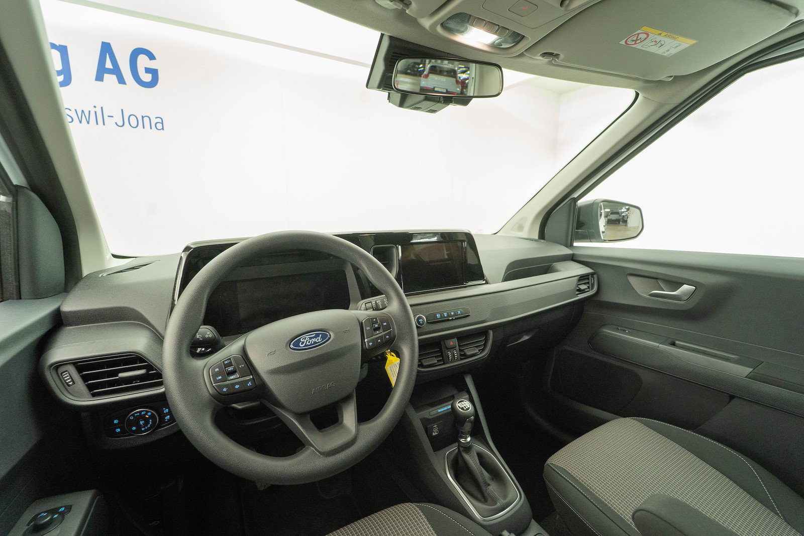 FORD Tourneo Courier 1.0 EcoBoost Trend, Petrol, New car, Manual - 7