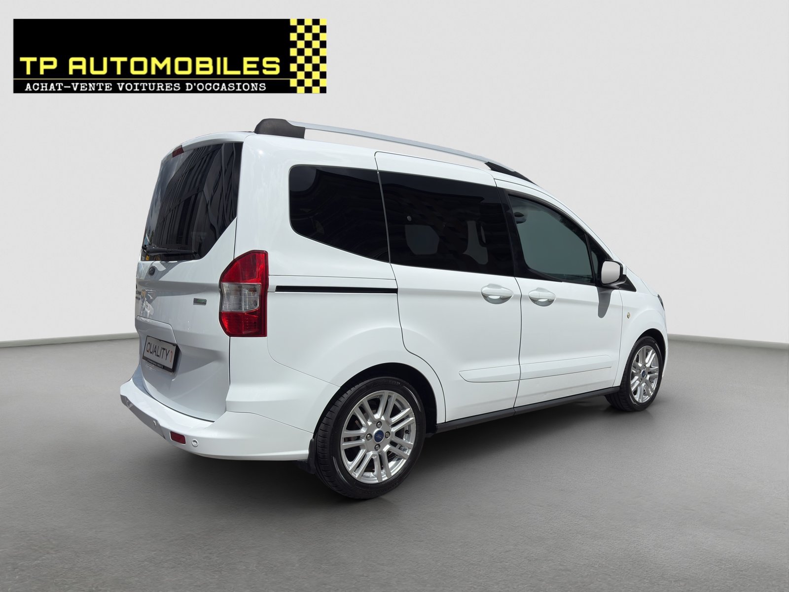 FORD Tourneo Courier 1.0 SCTi Titanium, Benzin, Occasion / Gebraucht, Handschaltung - 5