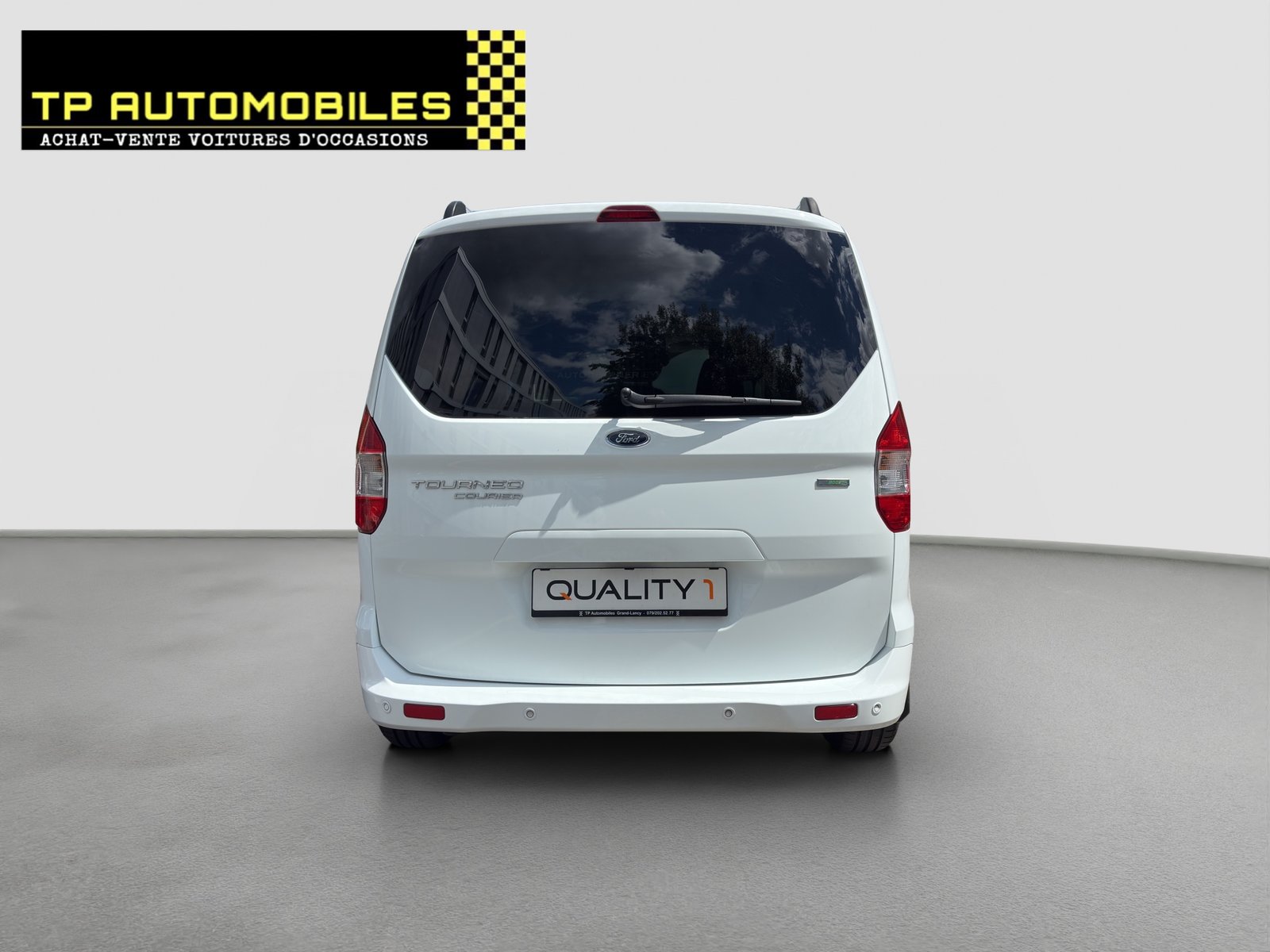 FORD Tourneo Courier 1.0 SCTi Titanium, Benzin, Occasion / Gebraucht, Handschaltung - 6